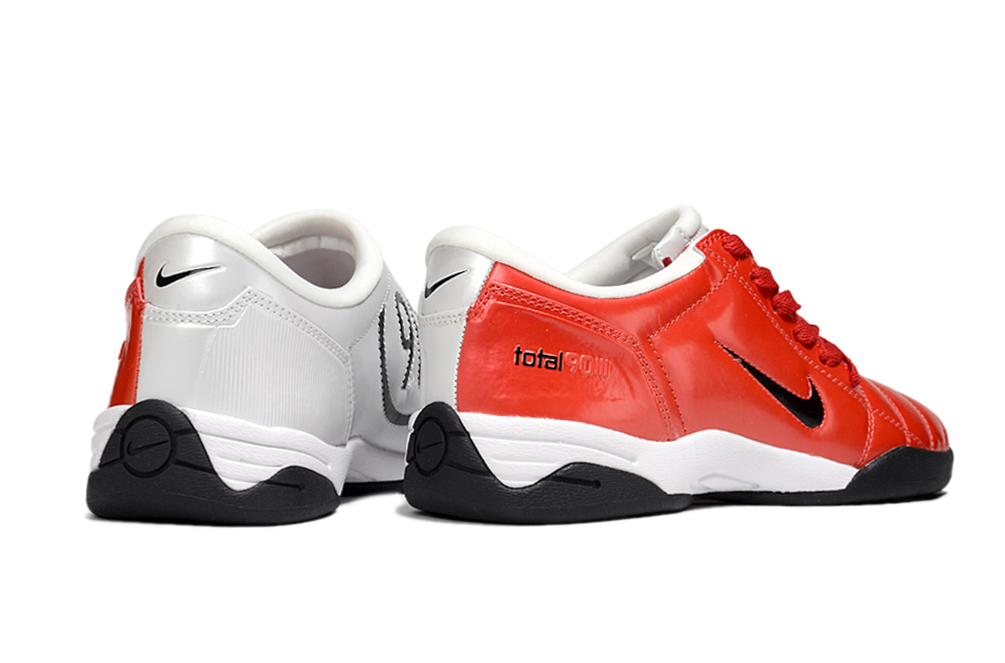 Nike T90 IC