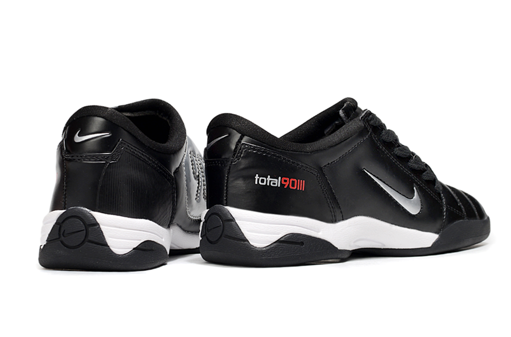 Nike T90 IC