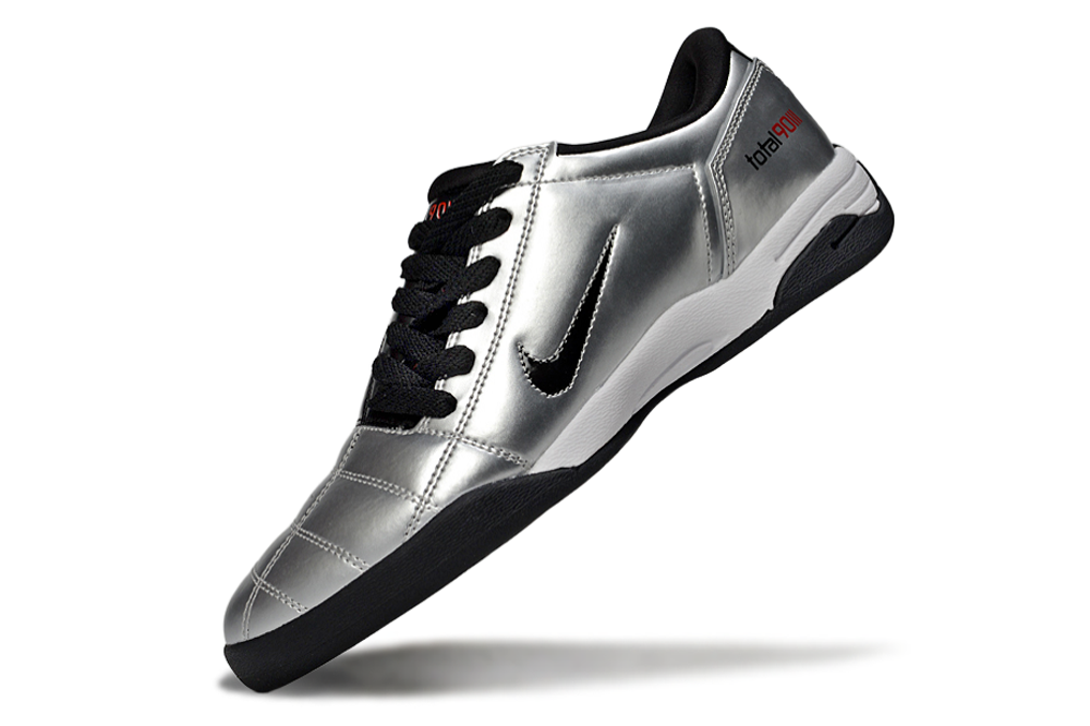 Nike T90 IC