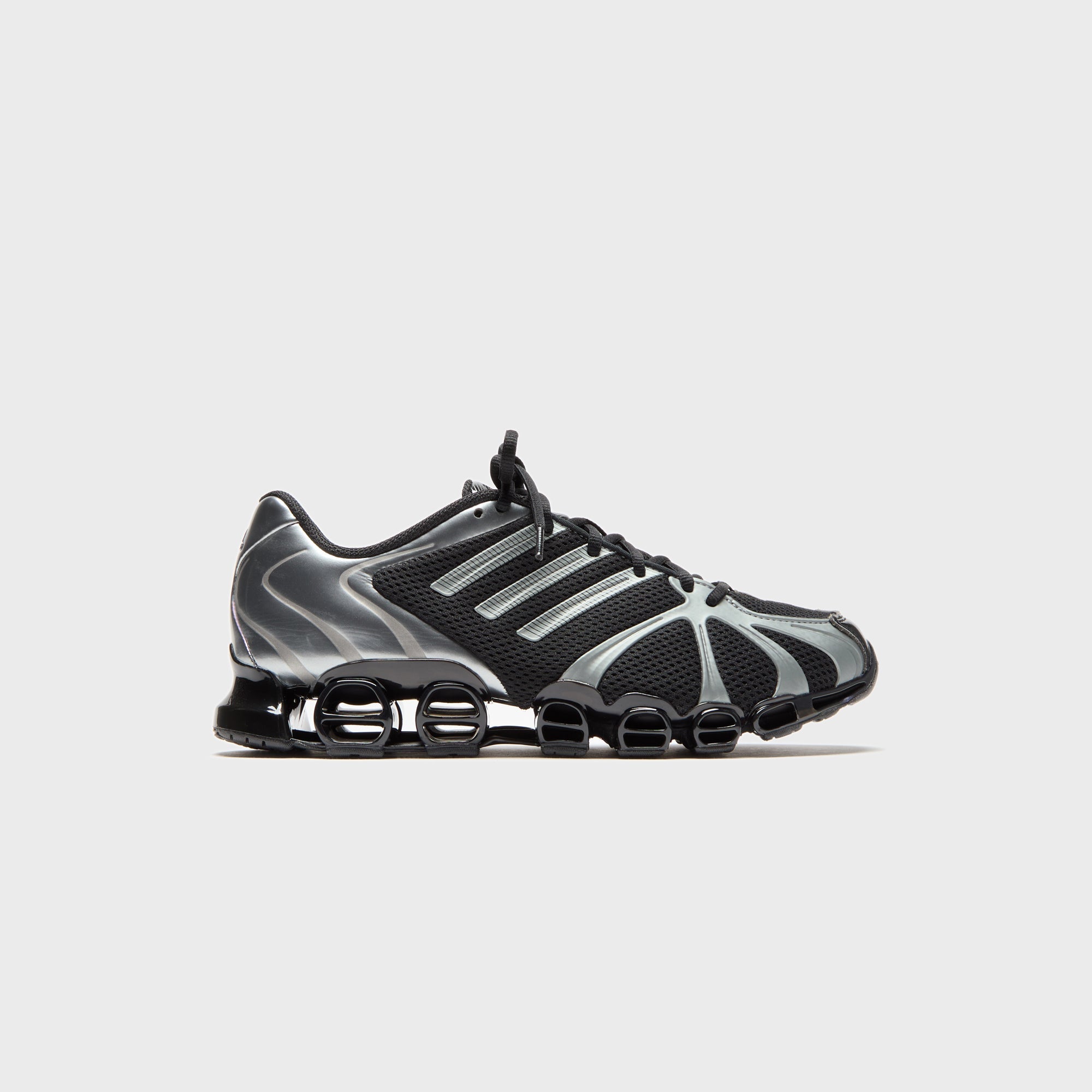 adidas WMNS Mega Ghostride - Core Black / Iron Metallic / Core Black