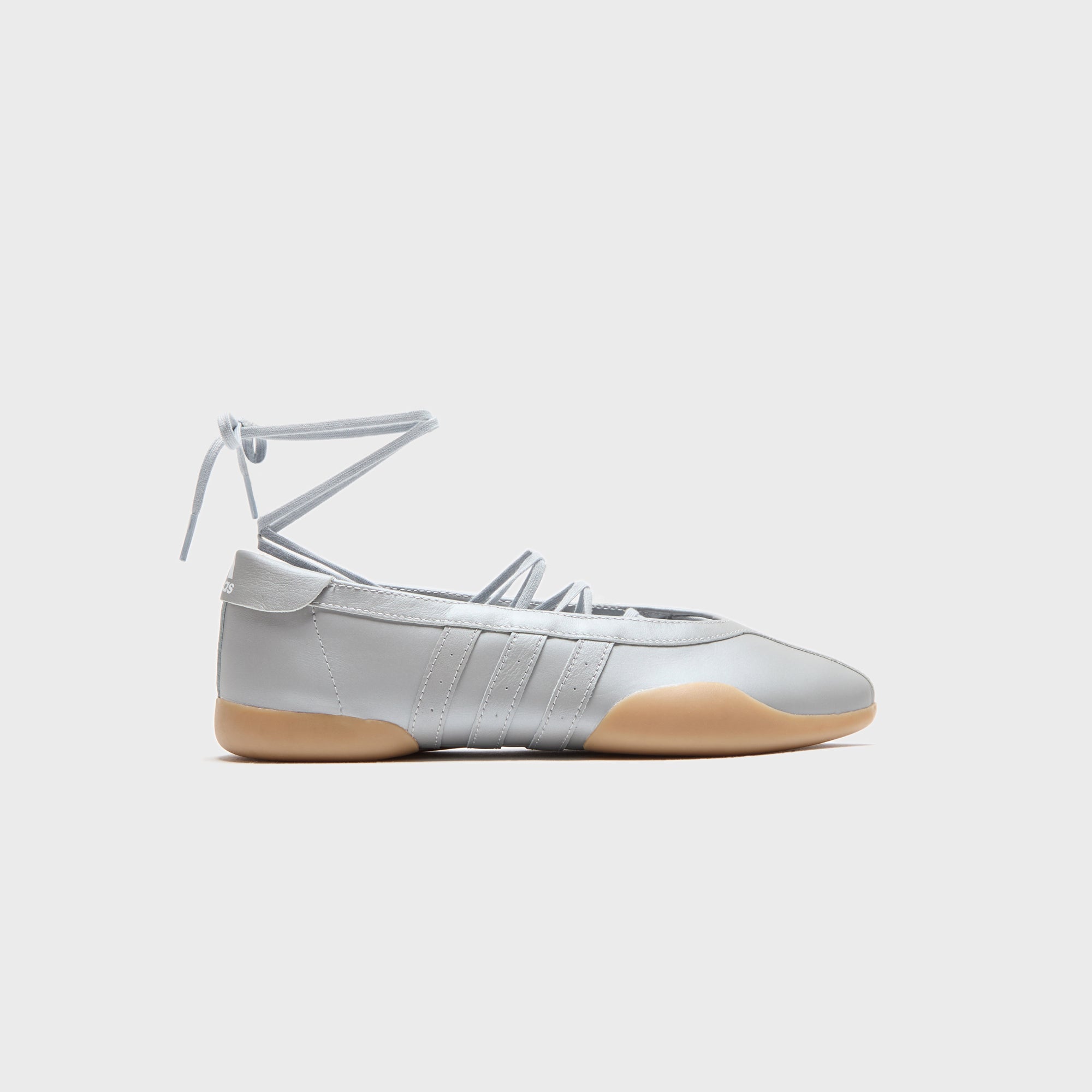 adidas WMNS Taekwondo Mei Ballet - Silver Metallic / Silver Metallic / Gum 3