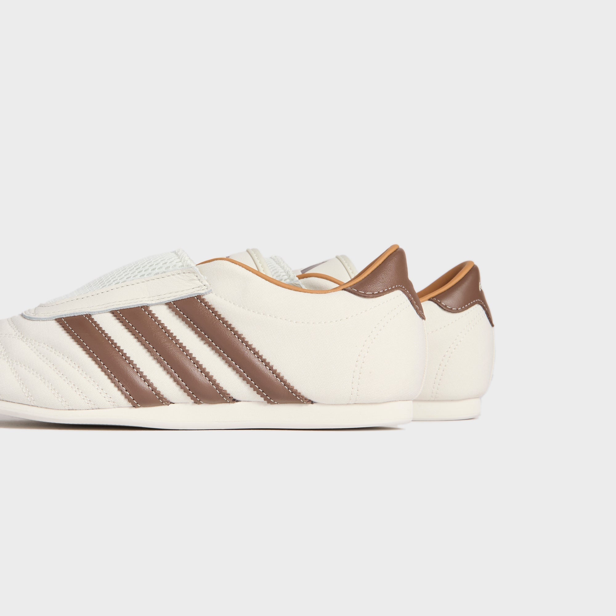 Kith Women for adidas Originals Taekwondo - Natural Canvas / Coffee Quartz