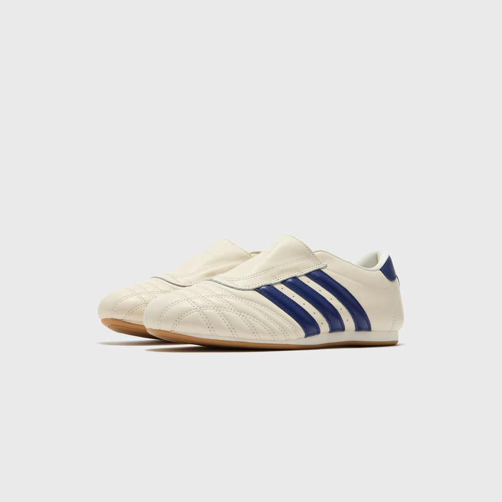 adidas WMNS Taekwondo - Cream White / Victory Blue / Gum 3