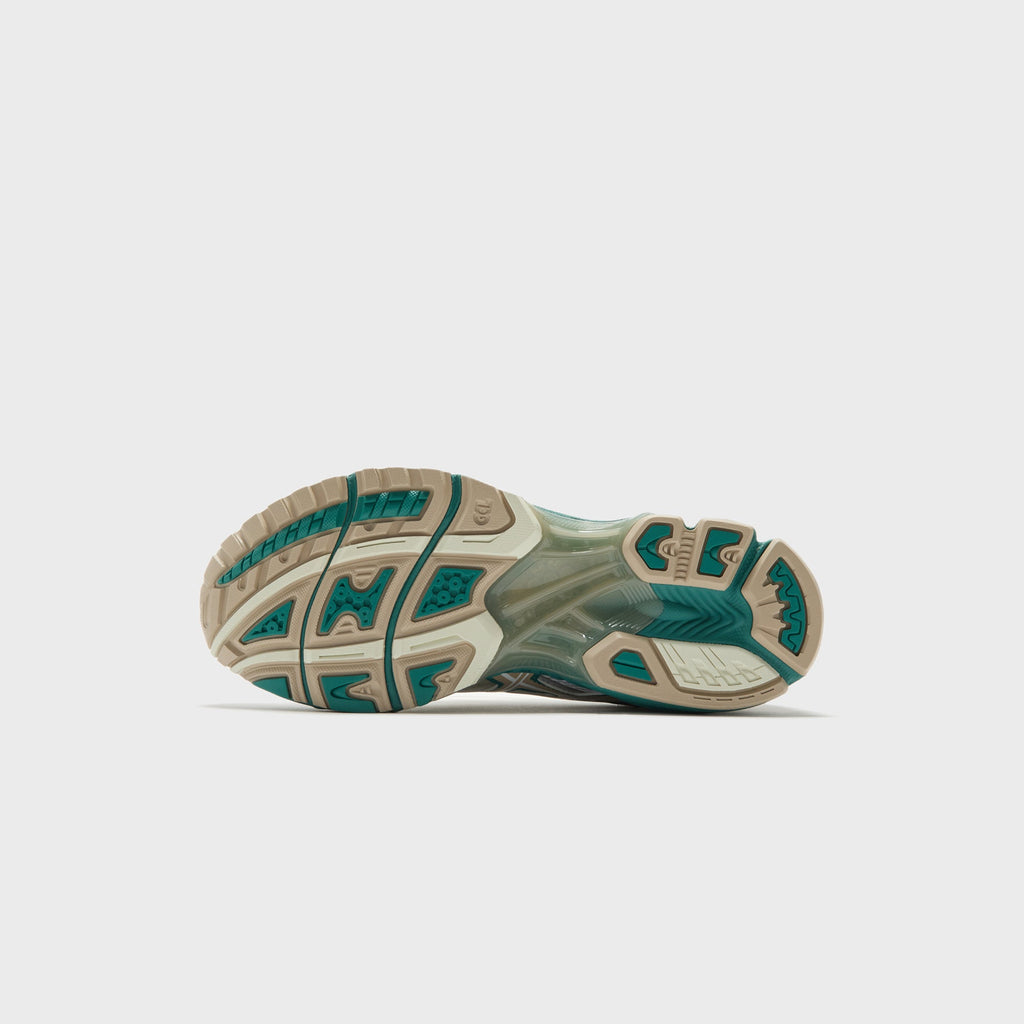 ASICS Gel-Nimbus 10.1 - White / Rainy Lake