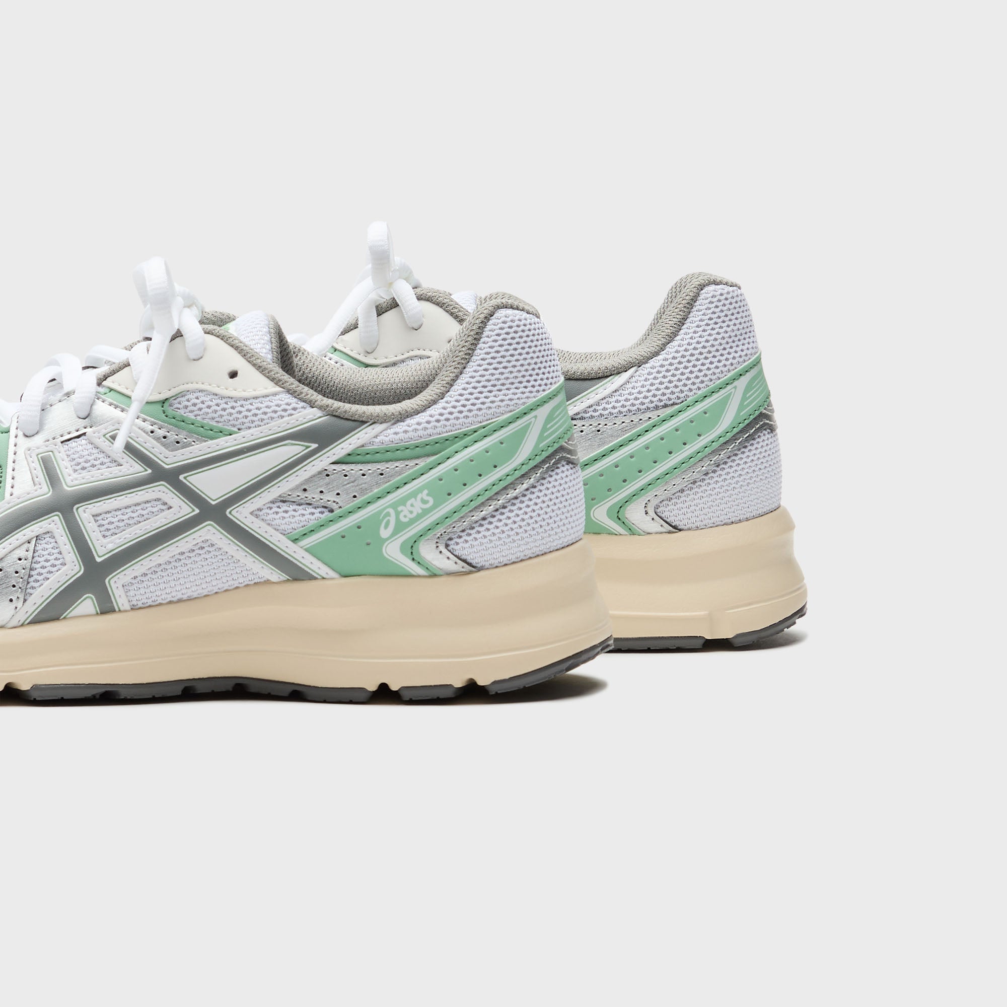 ASICS Jog 100S - White / Clay Grey