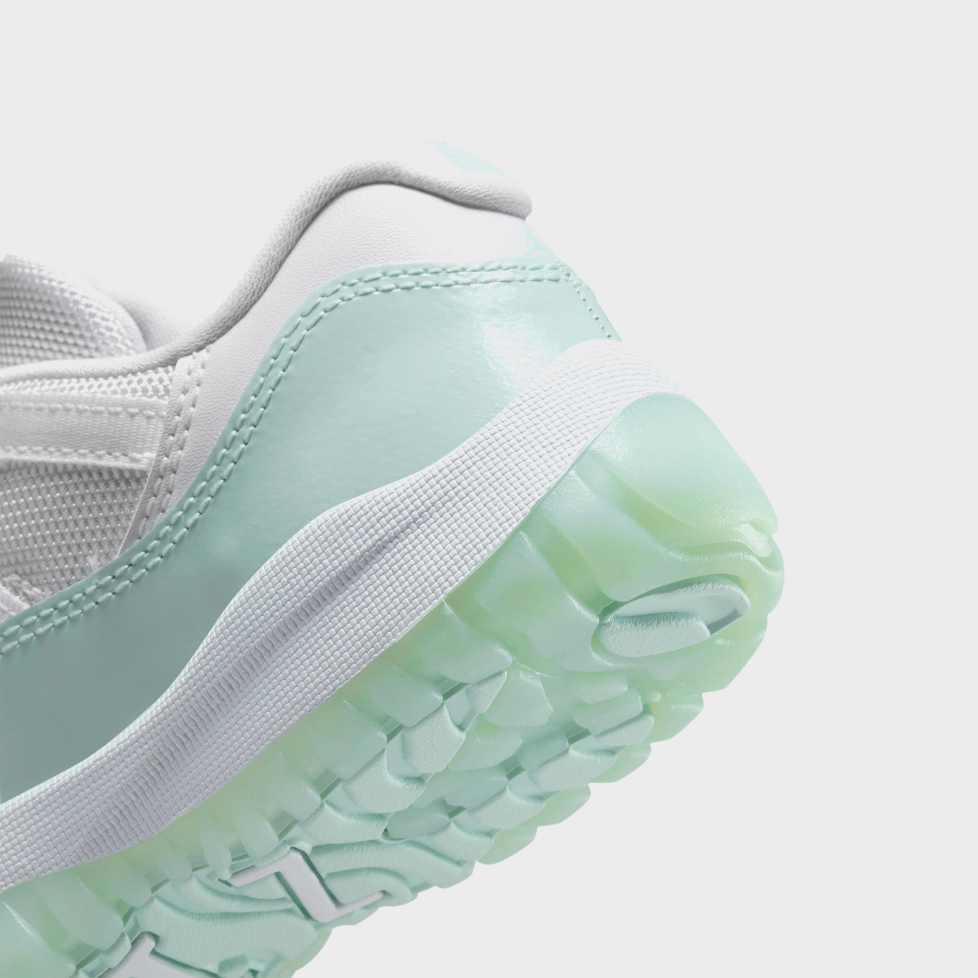 Nike PS Jordan 11 Retro Low - White / Igloo