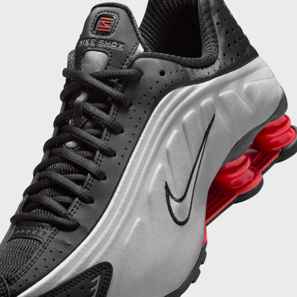 Nike Shox R4 - Black / Metallic Silver / Light Crimson
