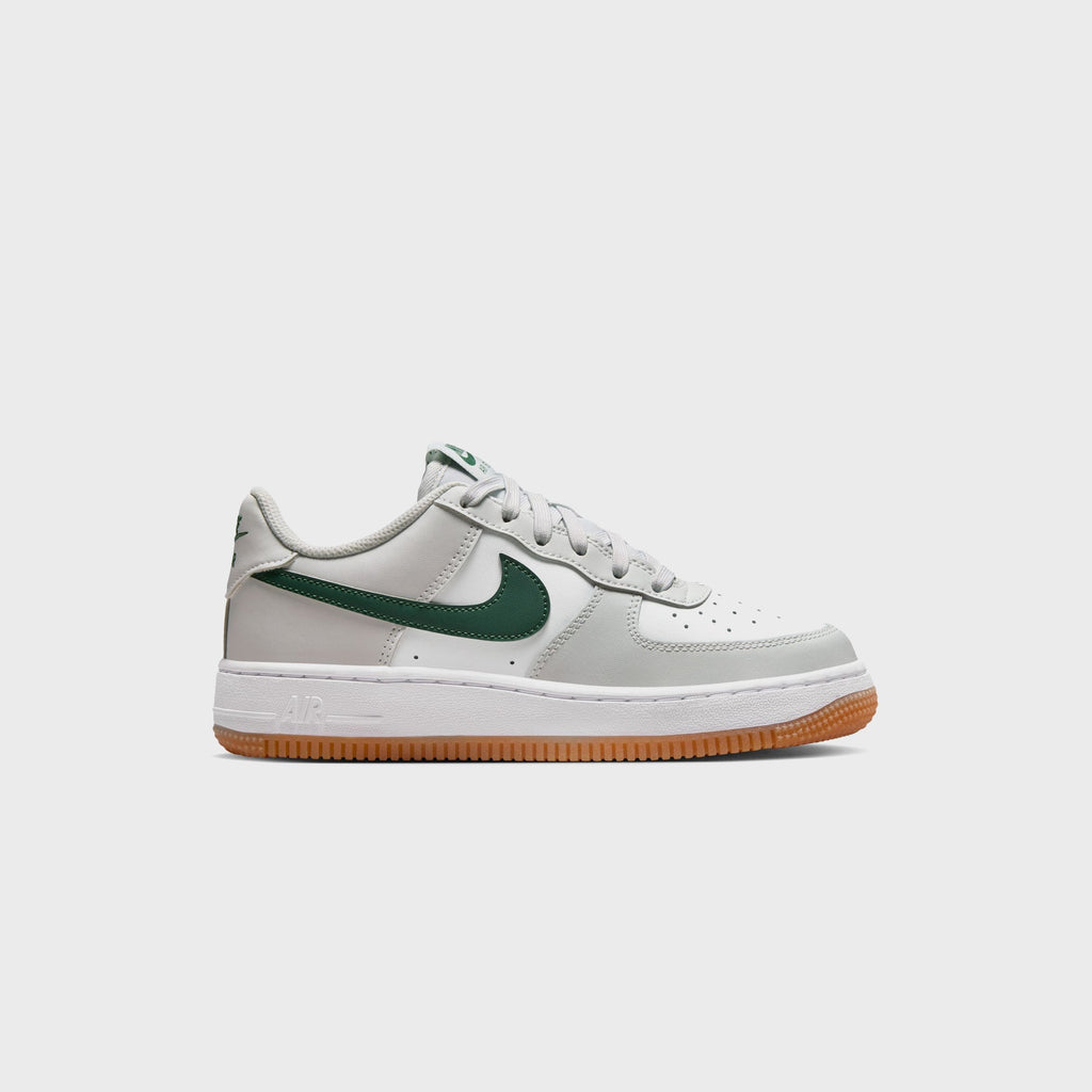 Nike GS Air Force 1 - Photon Dust / White / Fir / Gum Medium Brown
