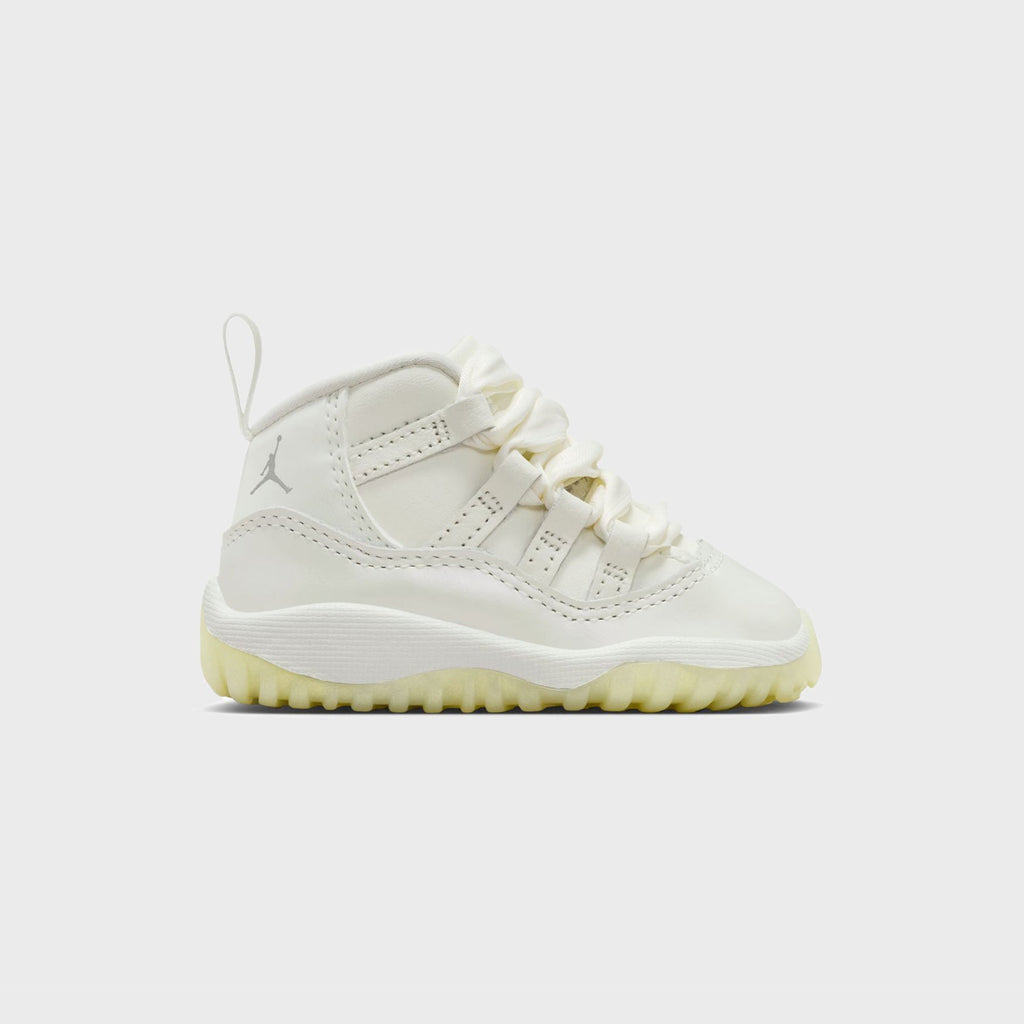 Jordan TD Air Jordan 11 Retro - Sail / White / Metallic Silver / Pearl Grey