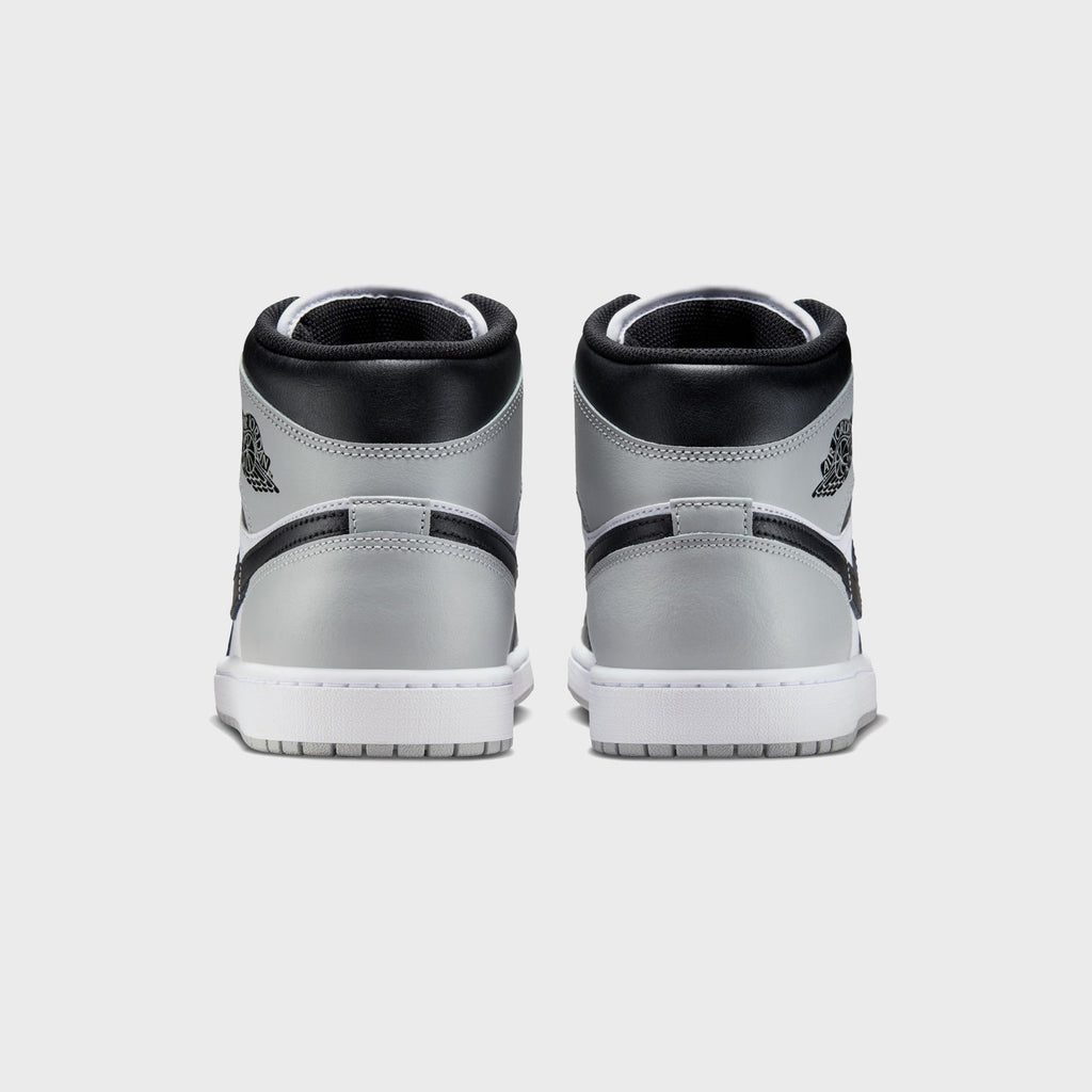 Jordan Air Jordan 1 Mid - White / Black / Light Smoke Grey