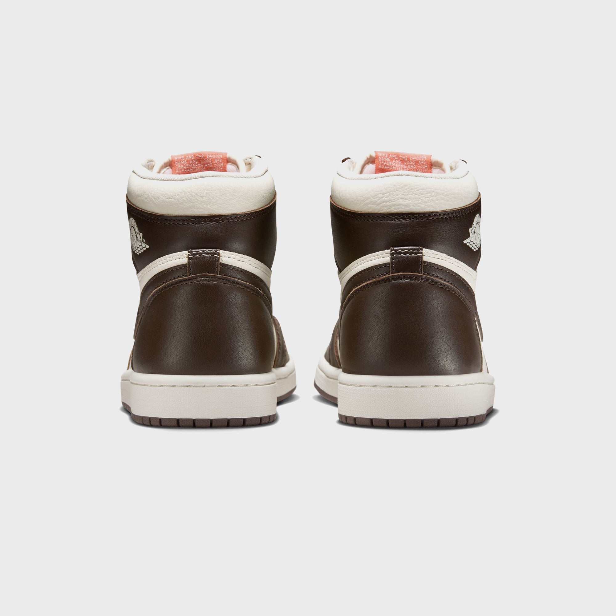 Nike WMNS Air Jordan 1 Retro High OG - Baroque Brown / Sail / Light Madder Root