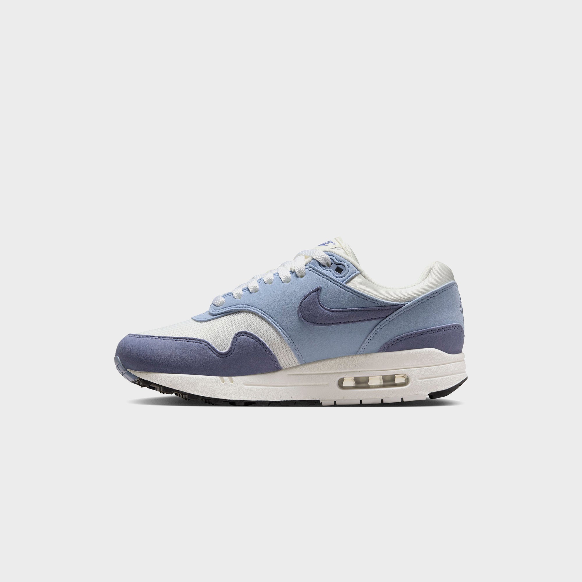 Nike WMNS Air Max 1 `87 - Sail / Light Armoury Blue / Black / Ashen Slate