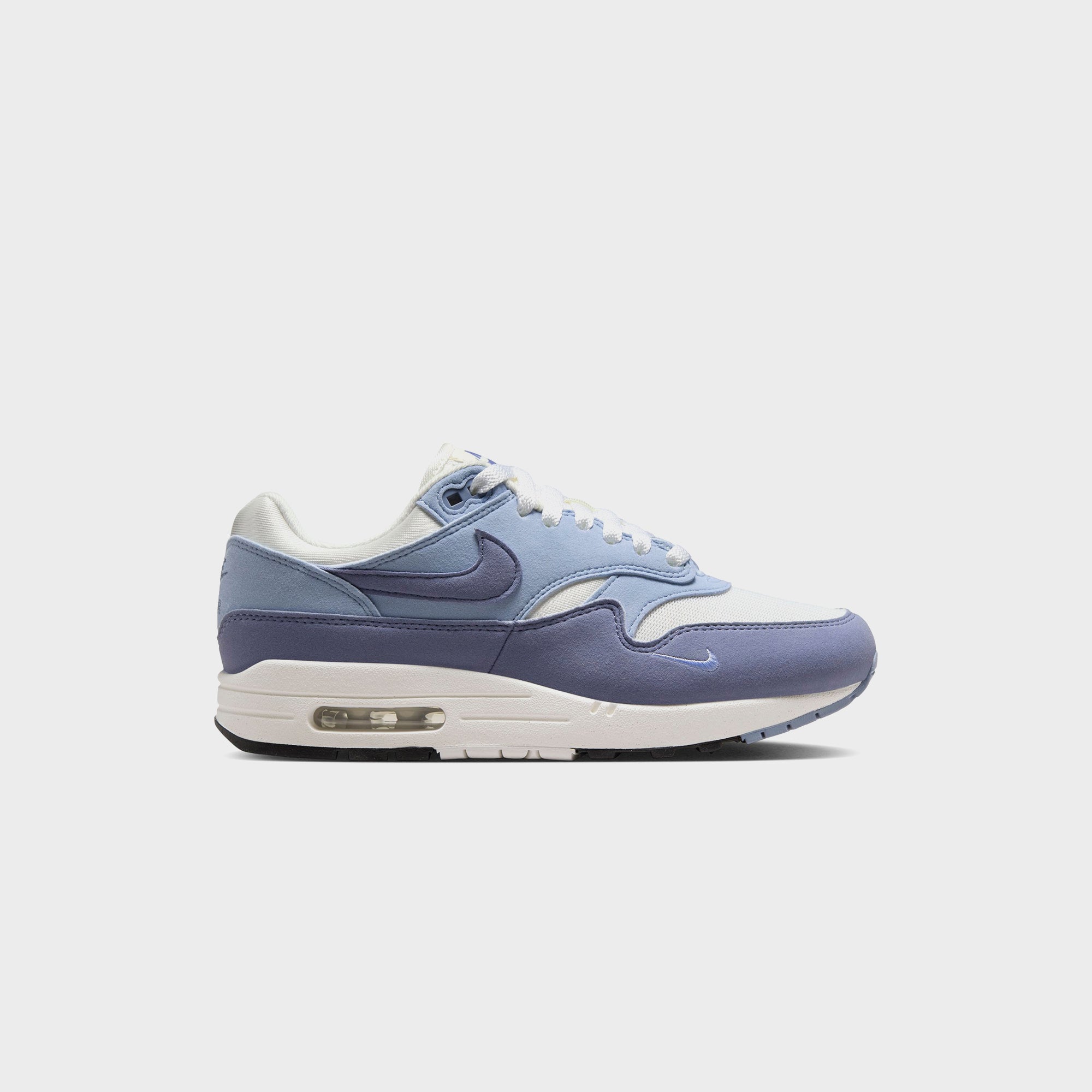 Nike WMNS Air Max 1 `87 - Sail / Light Armoury Blue / Black / Ashen Slate