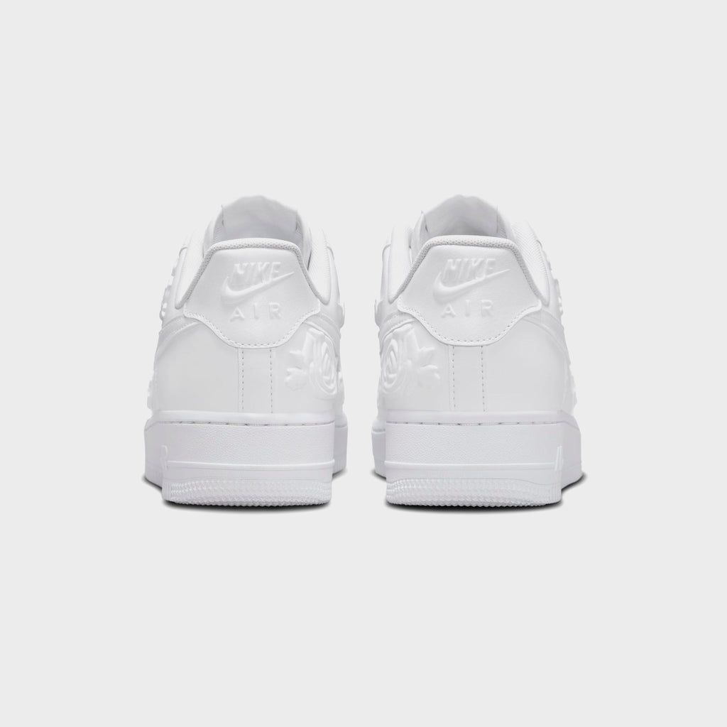 Nike WMNS Air Force 1 '07 SE - White / White / White / Black