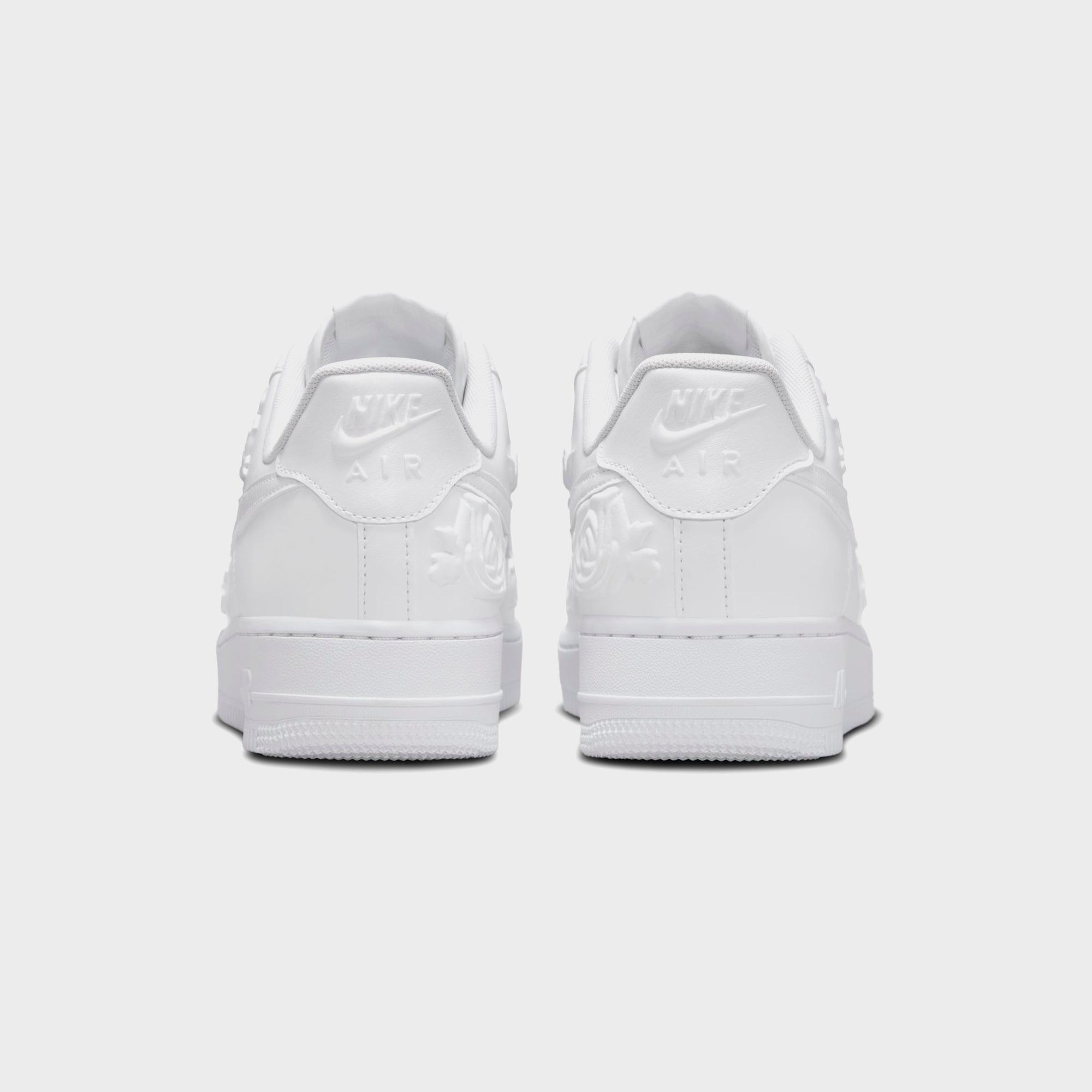 Nike WMNS Air Force 1 '07 SE - White / White / White / Black