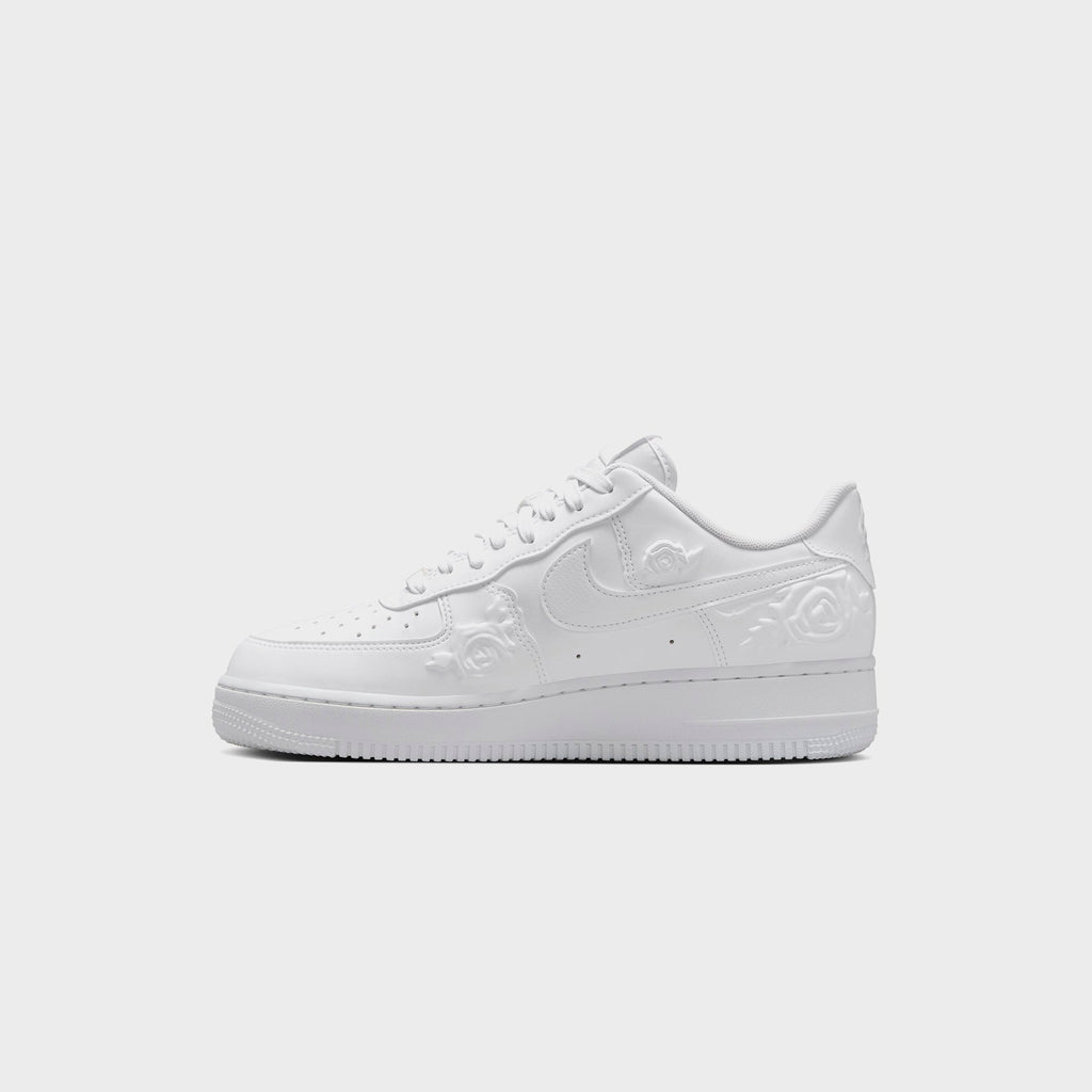 Nike WMNS Air Force 1 '07 SE - White / White / White / Black