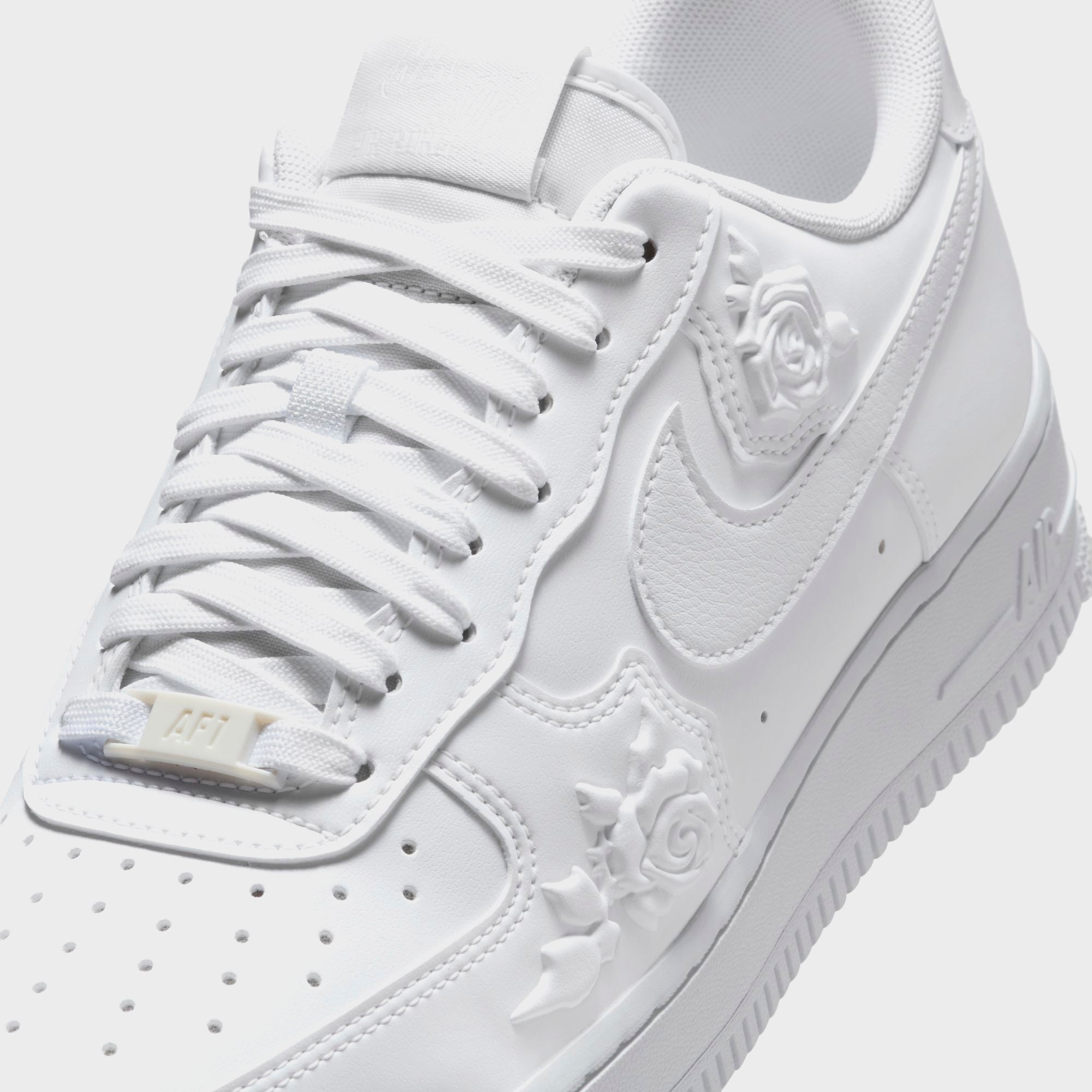 Nike WMNS Air Force 1 '07 SE - White / White / White / Black
