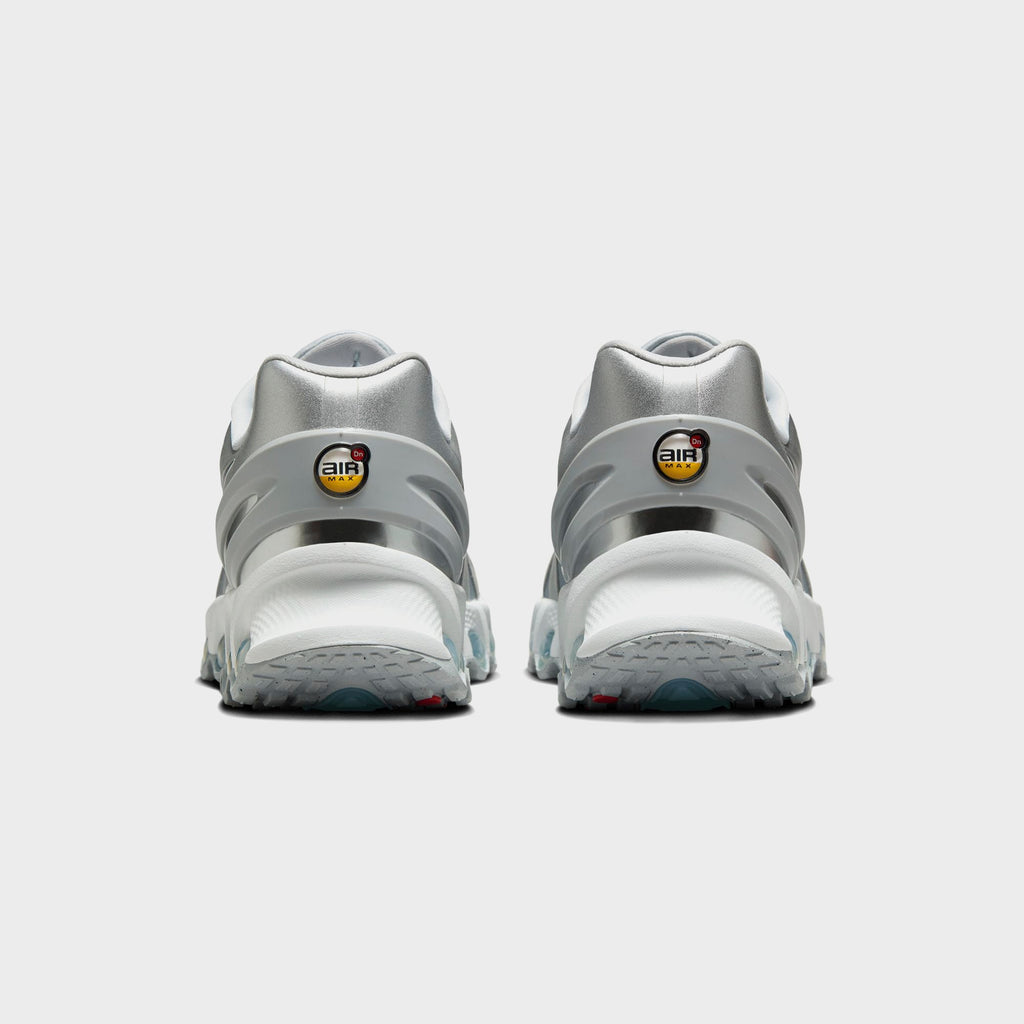 Nike WMNS Air Max Dn8 - Wolf Grey / Off-White / Metallic Silver