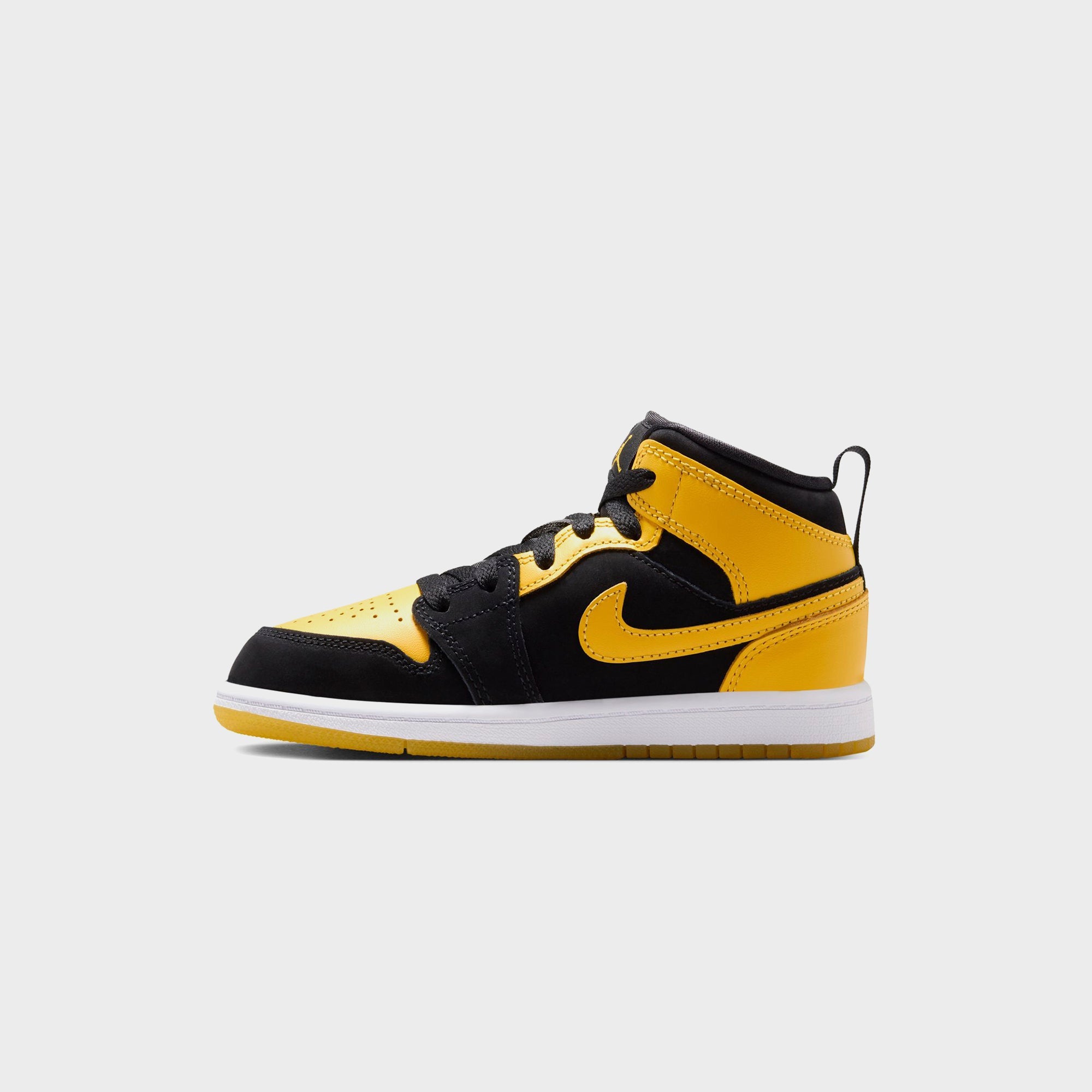 Nike Air Jordan 1 Mid Se - Black / White / Varsity Maize