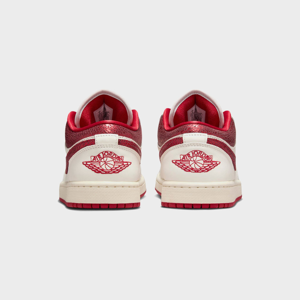 Nike Air Jordan 1 Low Se - Sail / Varsity Red / Team Red