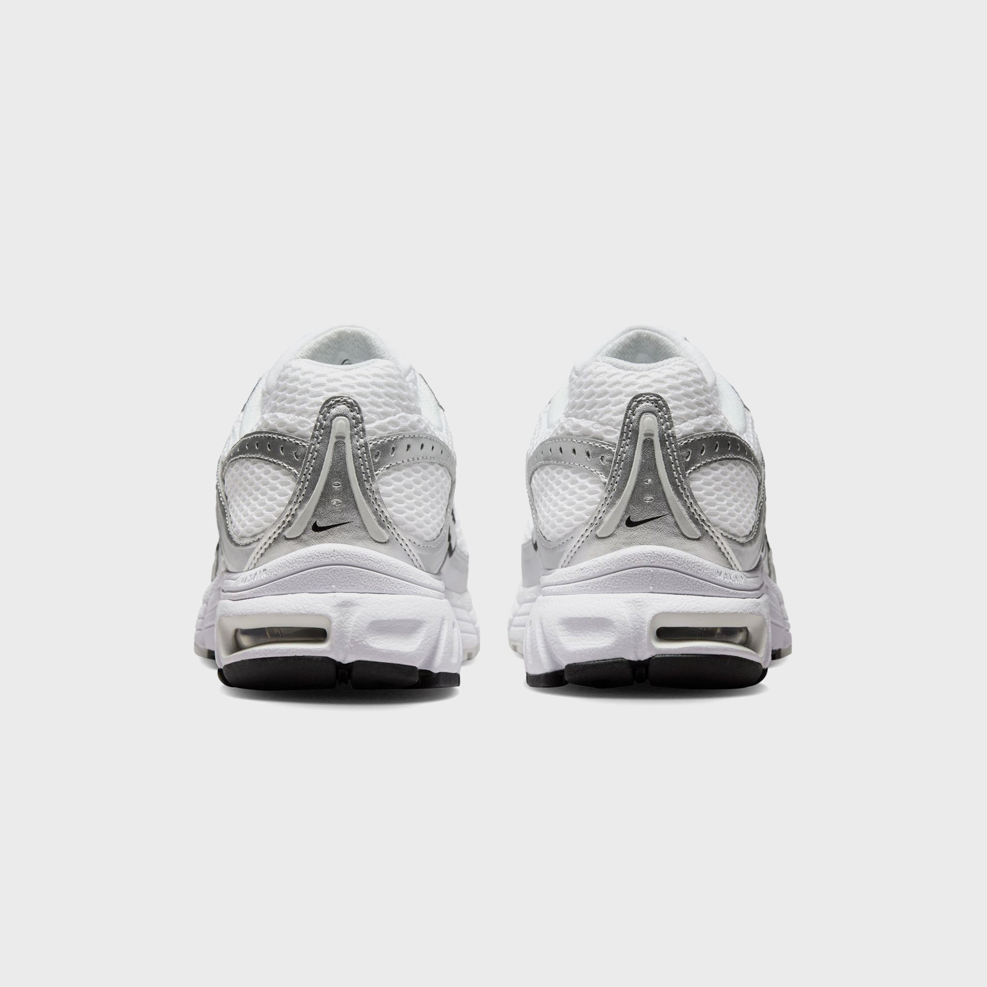 Nike WMNS Air Max Moto 2K - White / Photon Dust / Metallic Silver / Black