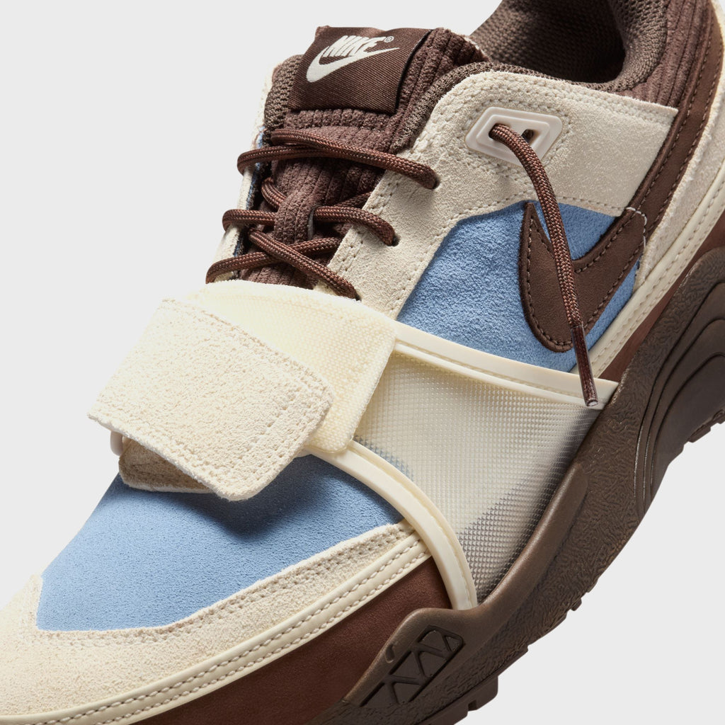 Nike x Travis Scott Nike Zoom Field Jaxx -  Leche Blue / Baroque Brown / Pale Ivory / Light Chocolate