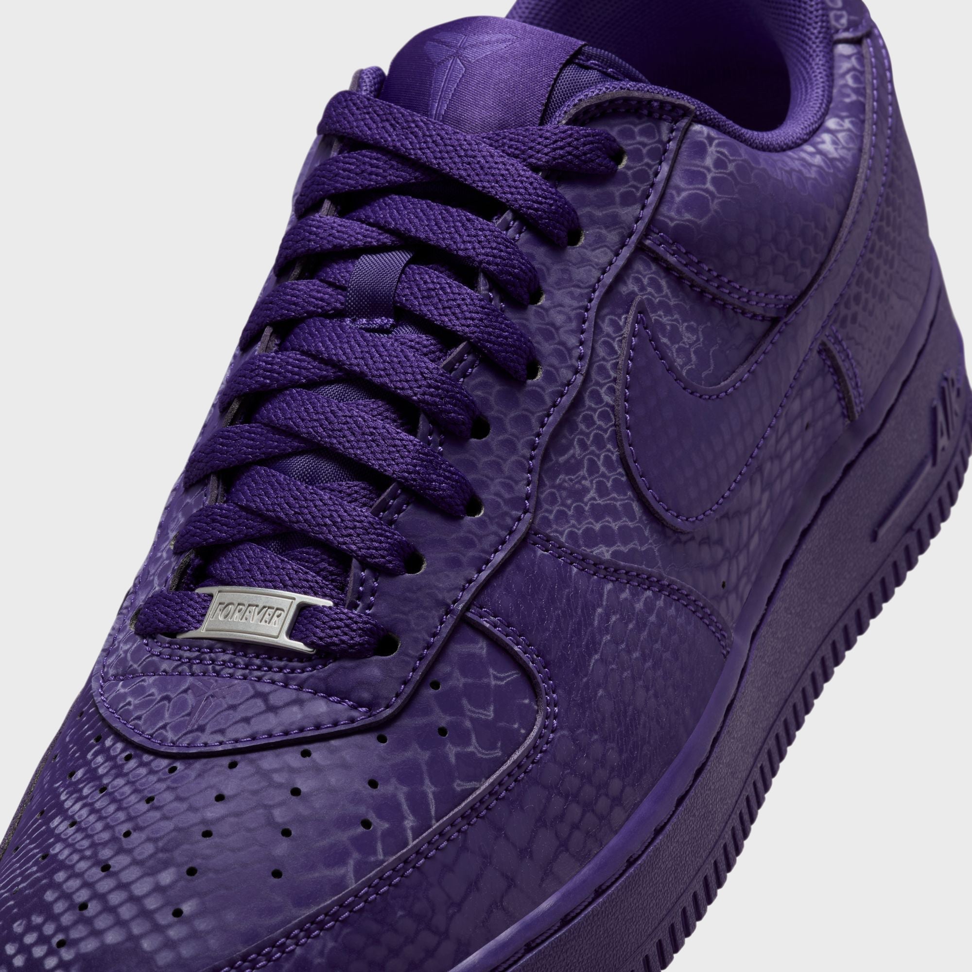 Nike Kobe Bryant Air Force 1 Low - Court Purple