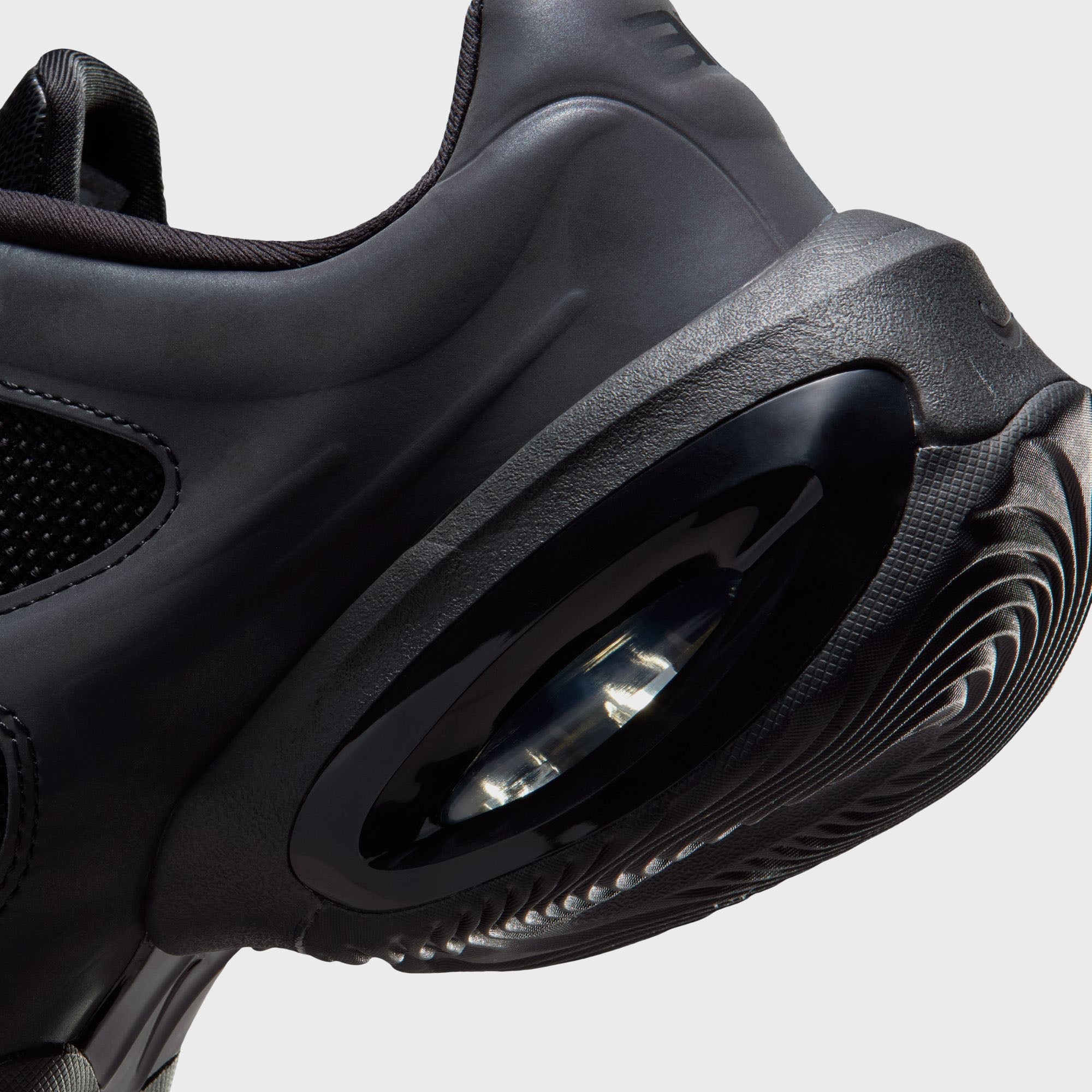 Nike WMNS Air Max Muse - Reflective Black / Metallic Silver