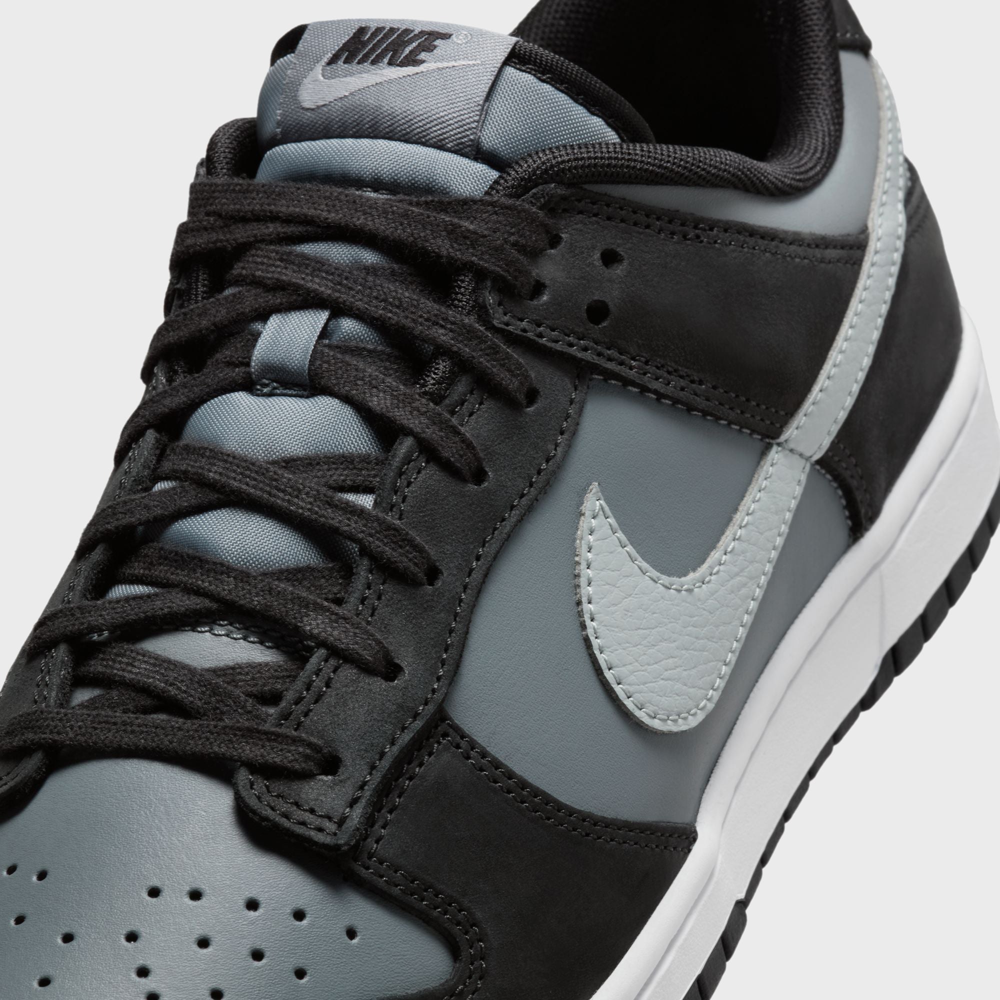 Nike Dunk Low  - Black / Light Smoke Grey / Smoke Grey / White