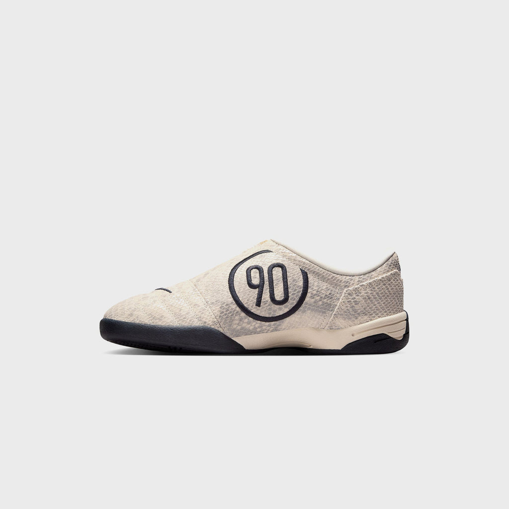 Nike WMNS T90 SP - Pale Ivory / Black