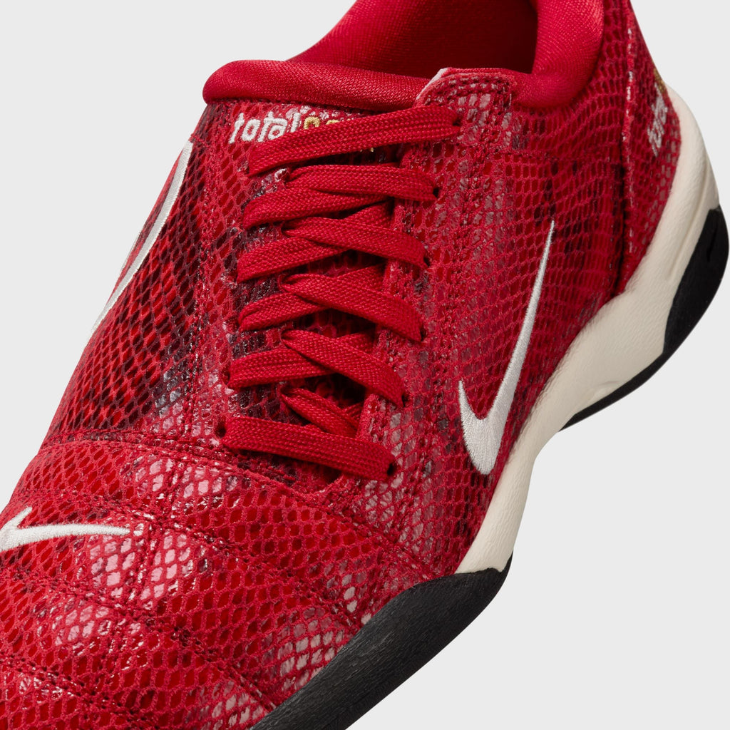 Nike WMNS T90 SE - Fire Red / Pale Ivory / Black