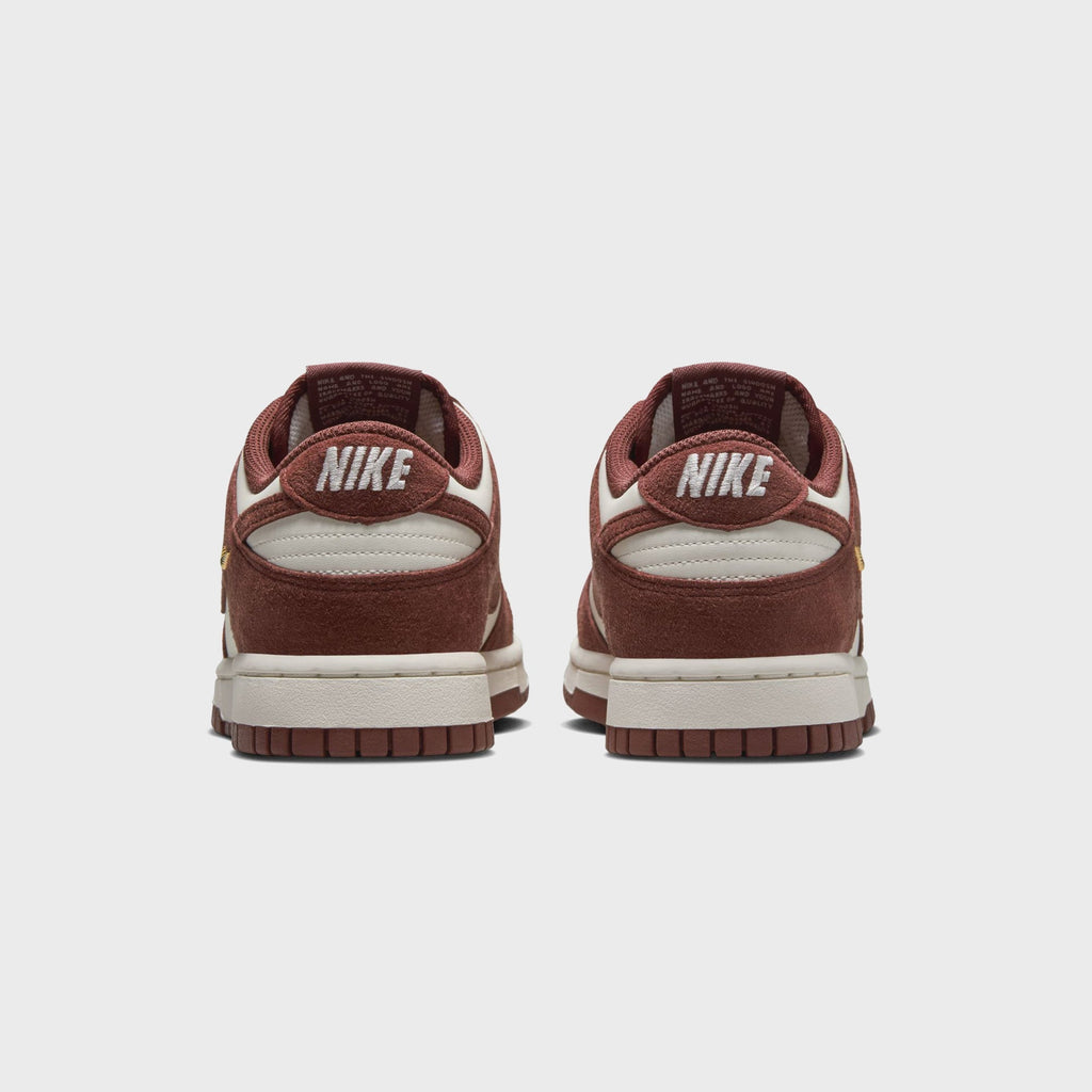 Nike WMNS Dunk Low - Sail / Red Sepia / Metallic Gold