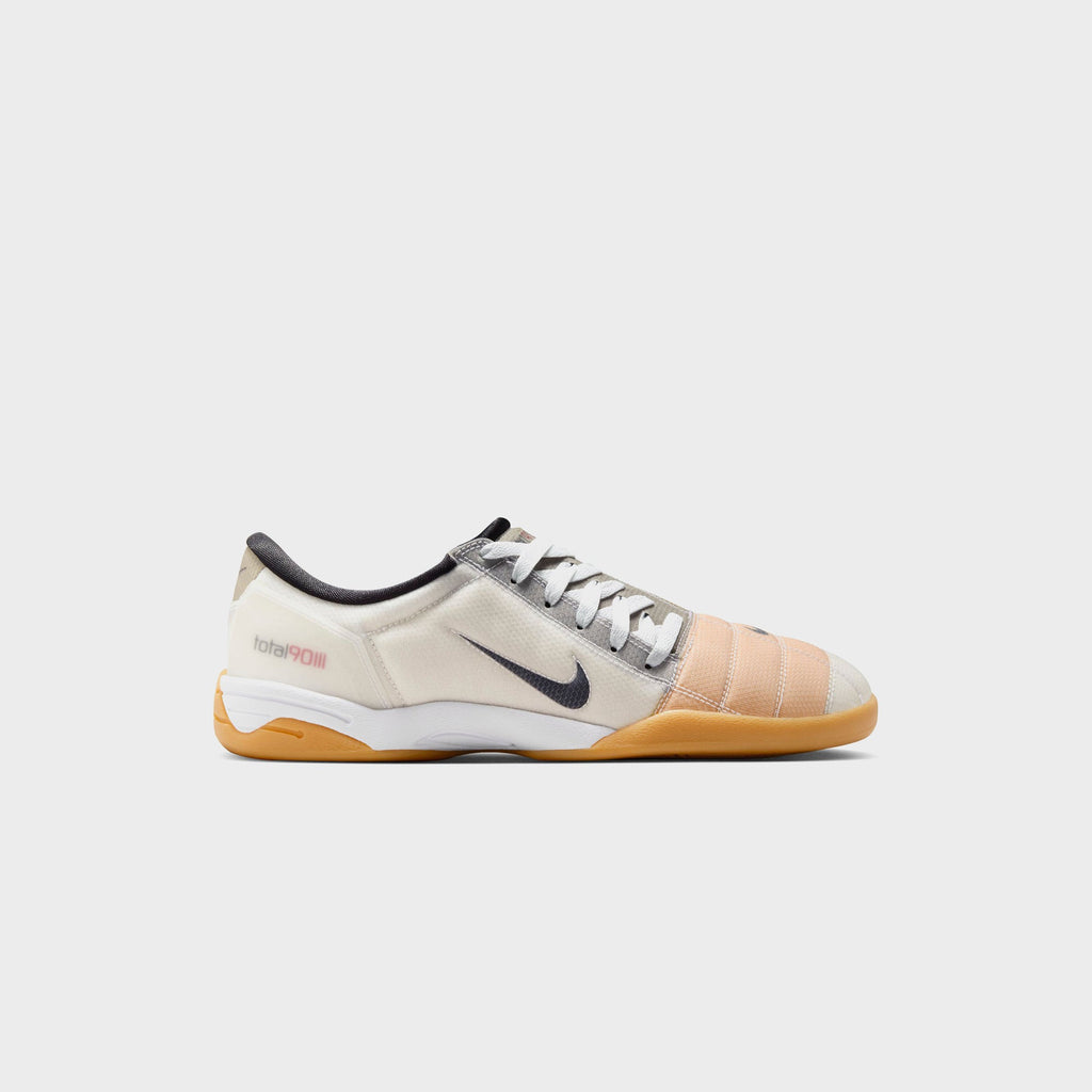 Nike Total 90 3 SP - White / Black / Gum