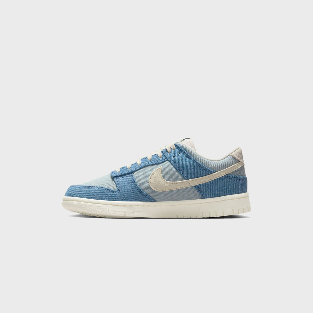 Nike WMNS Dunk Low - Smoky Blue / Denim Turquoise / Ochre / Pale Ivory