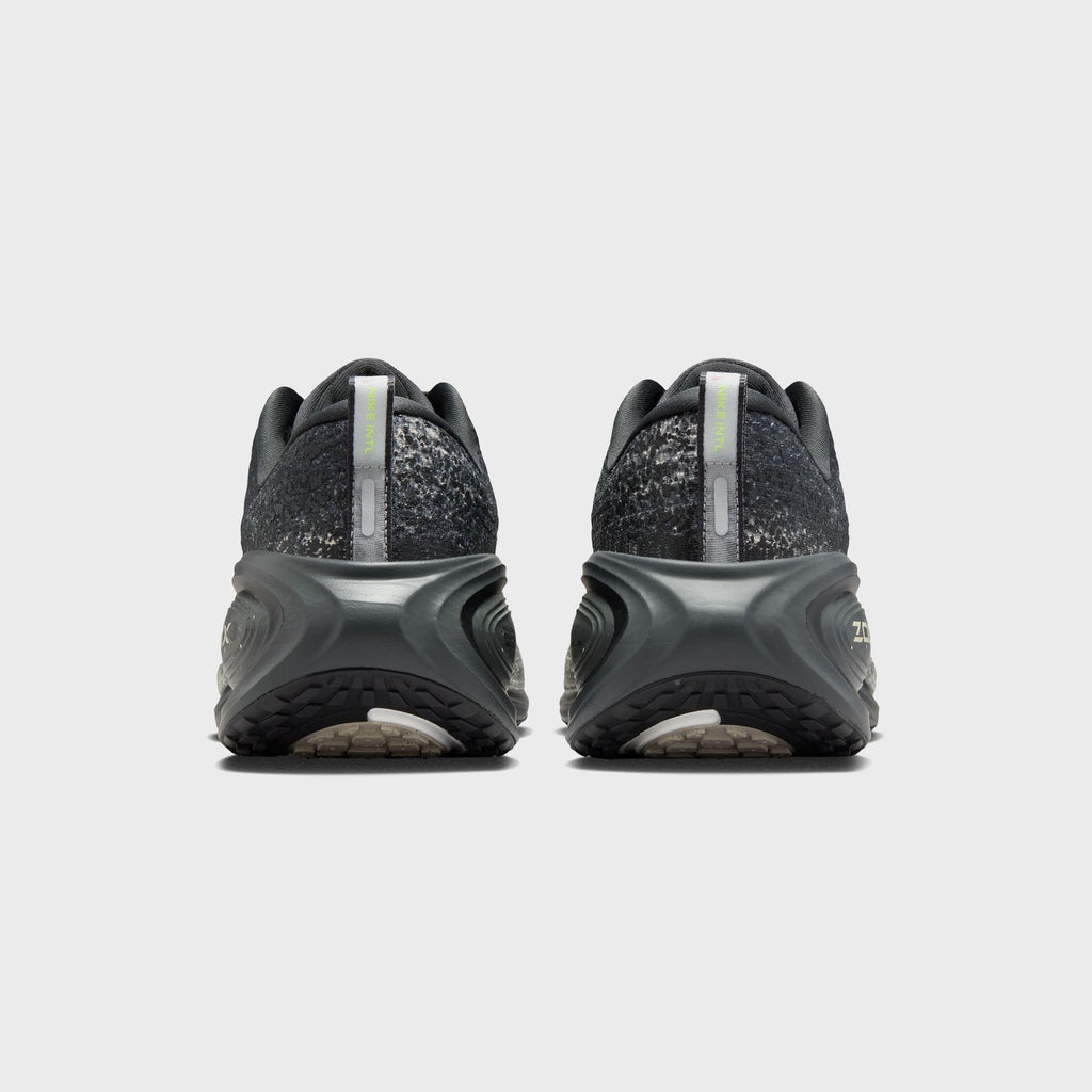 Nike Vomero Plus - Anthracite / Oatmeal / Volt / Black