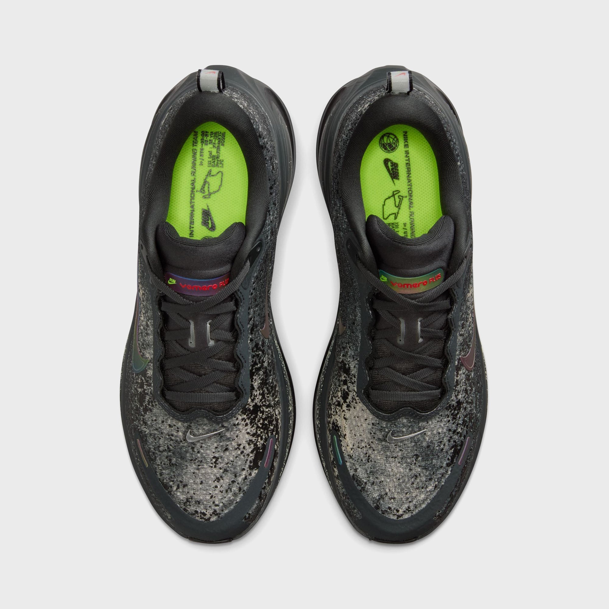 Nike Vomero Plus - Anthracite / Oatmeal / Volt / Black