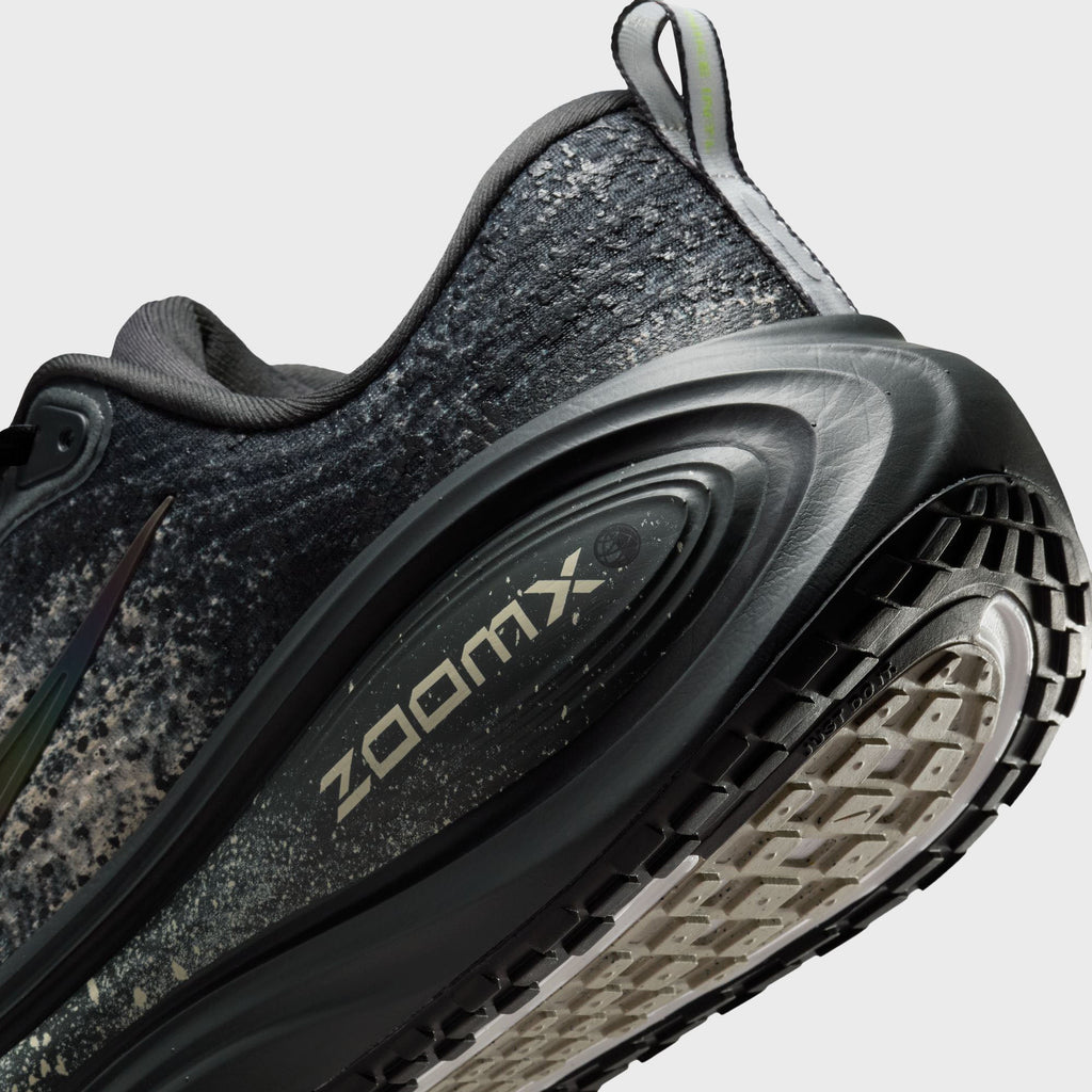 Nike Vomero Plus - Anthracite / Oatmeal / Volt / Black