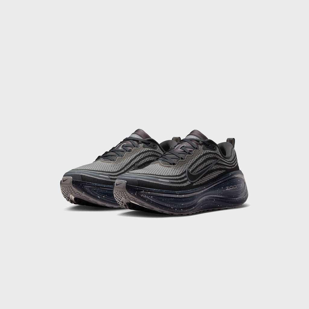 Nike Vomero Plus - Anthracite / Metallic Silver