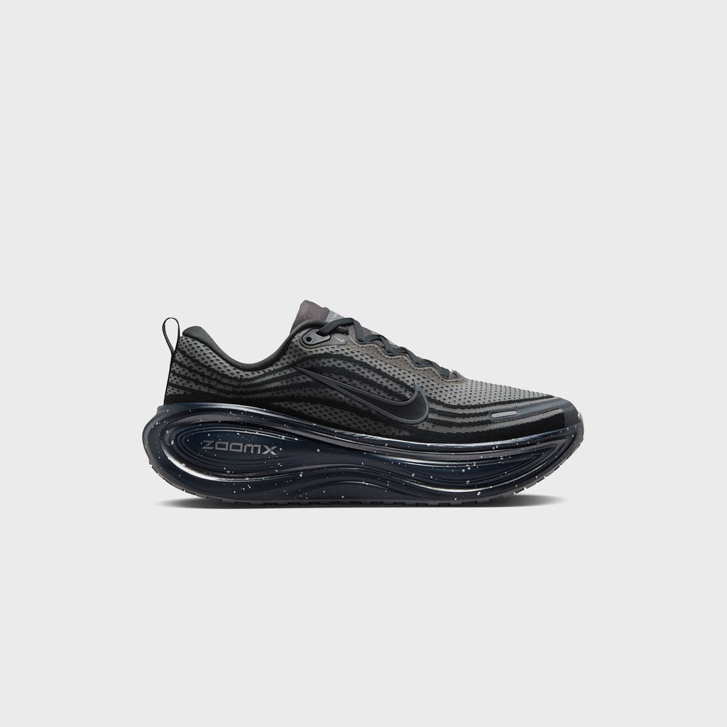 Nike Vomero Plus - Anthracite / Metallic Silver