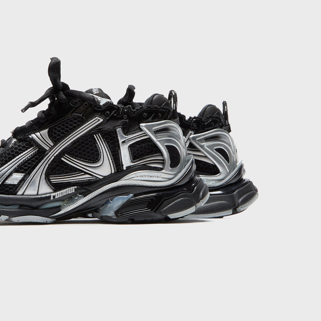Balenciaga Runner - Black / Silver