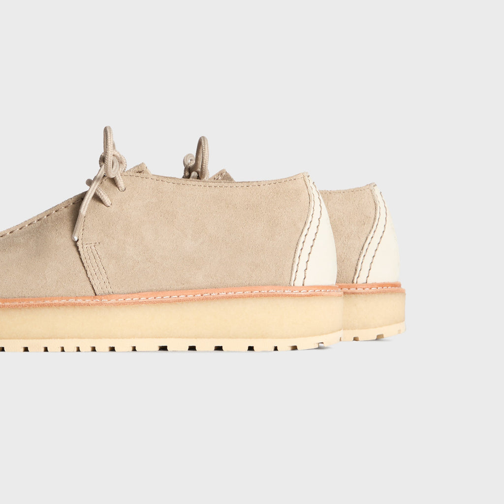 8th St by Ronnie Fieg for Clarks Originals Trek King - Sand Suede