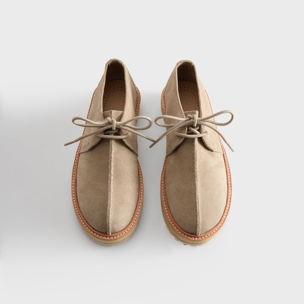 8th St by Ronnie Fieg for Clarks Originals Trek King - Sand Suede