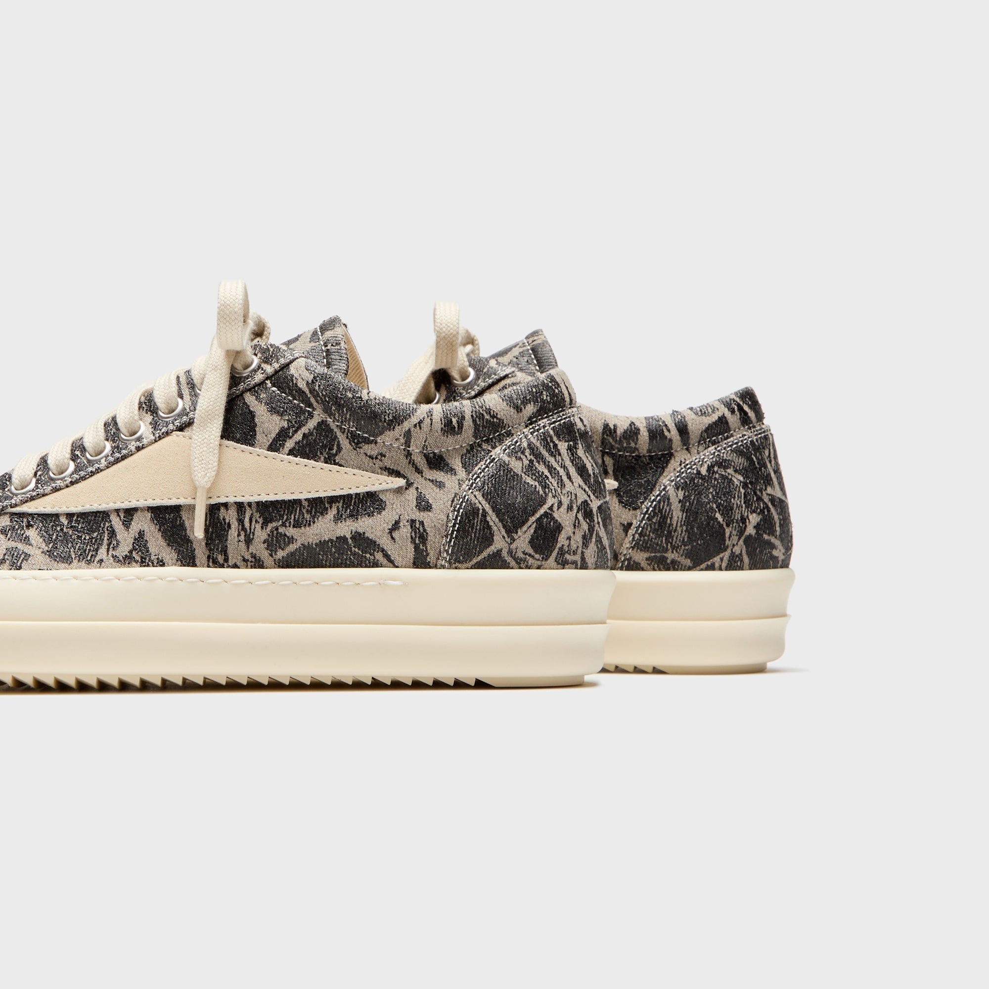 Rick Owens Concordians Vintage Sneaks - Black Washed Foil / Milk / Milk