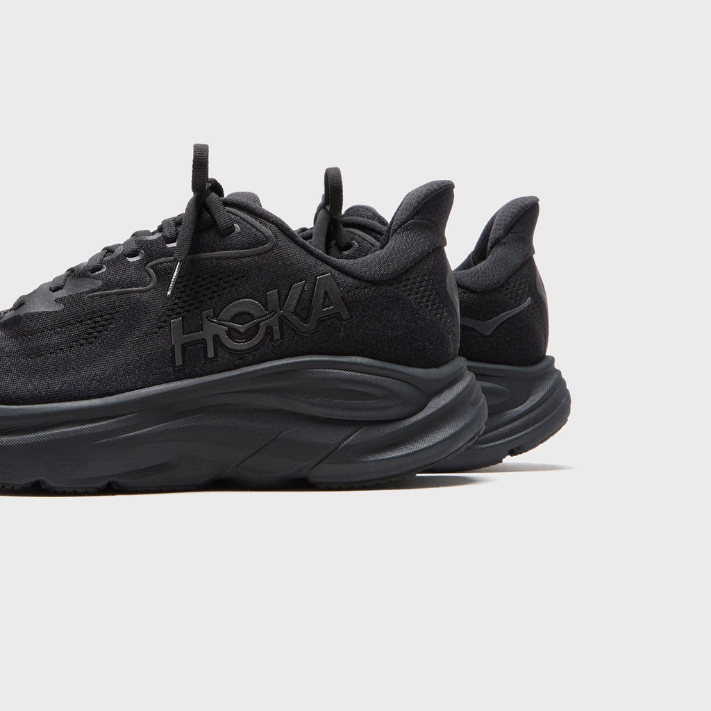 HOKA Clifton 10 - Black