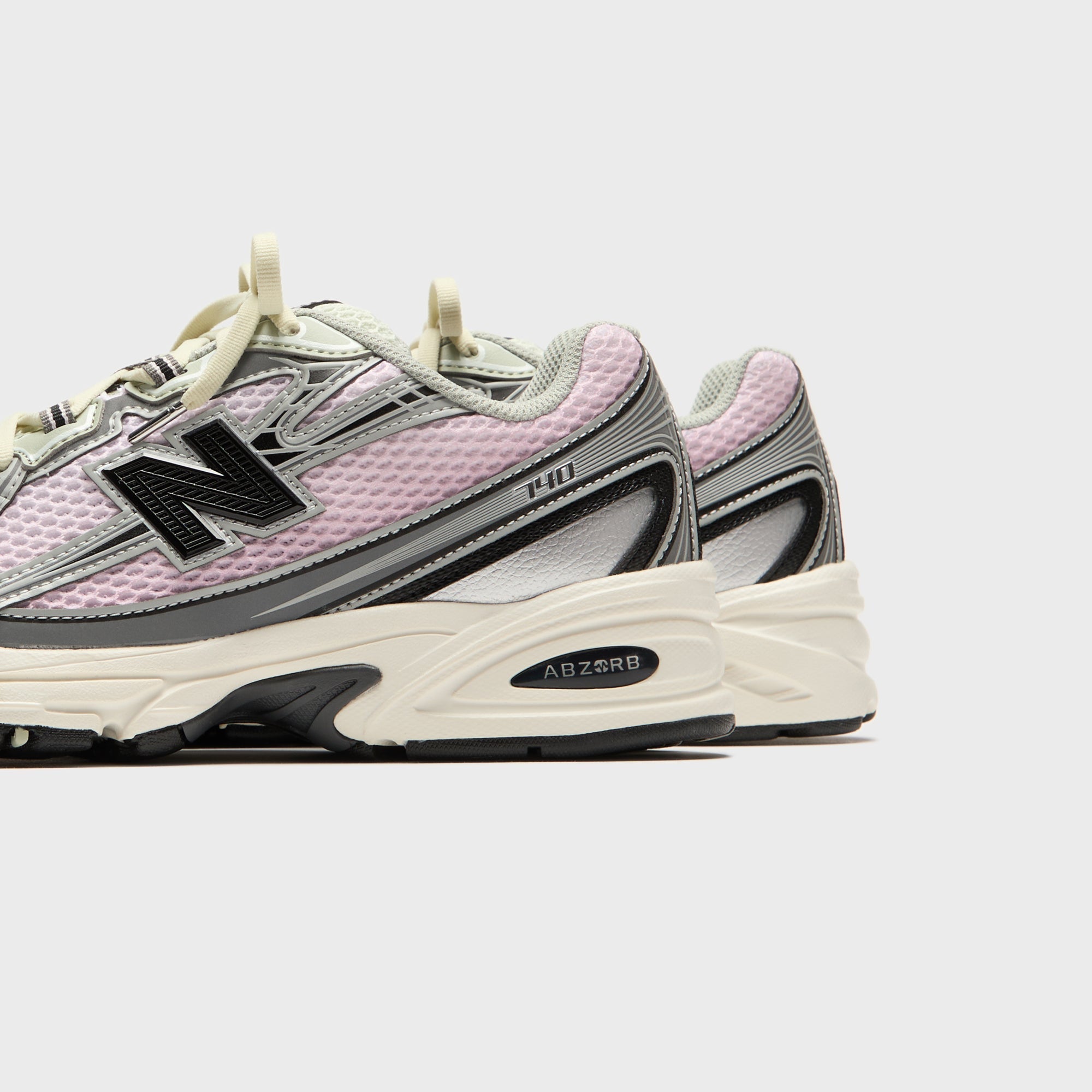 New Balance 740 - Pink Granite