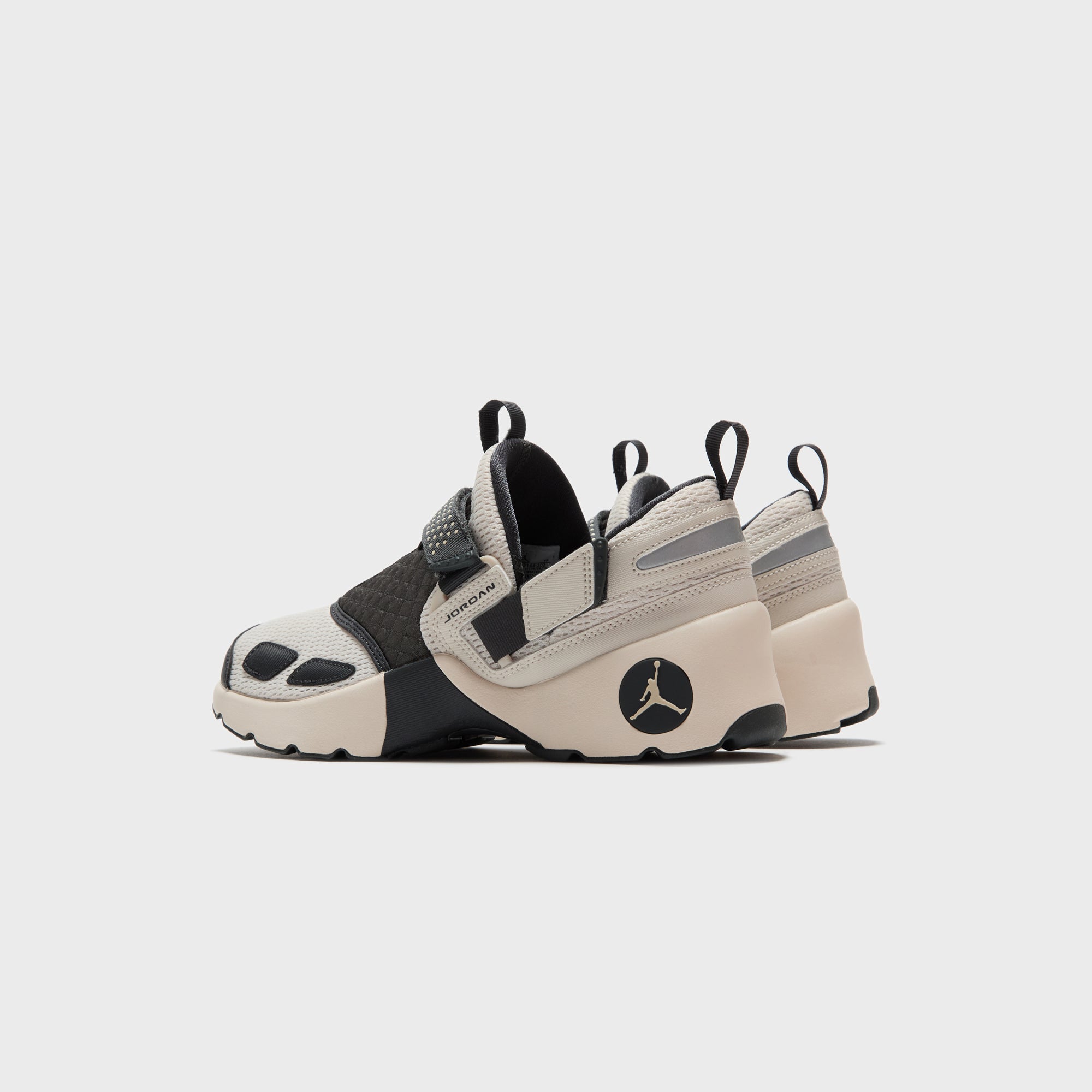 Jordan WMNS Jordan Trunner LX - Light Orewood Brown / Anthracite