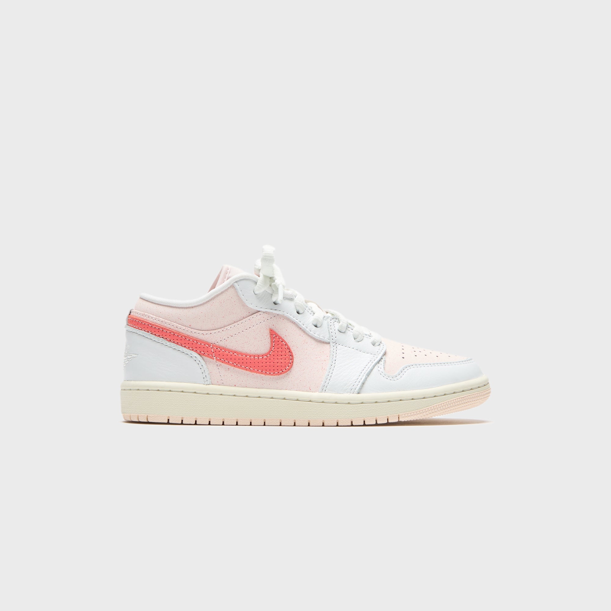Nike WMNS Air Jordan 1 Low SE - Summit White / Light Soft Pink / Sail / Magic Ember