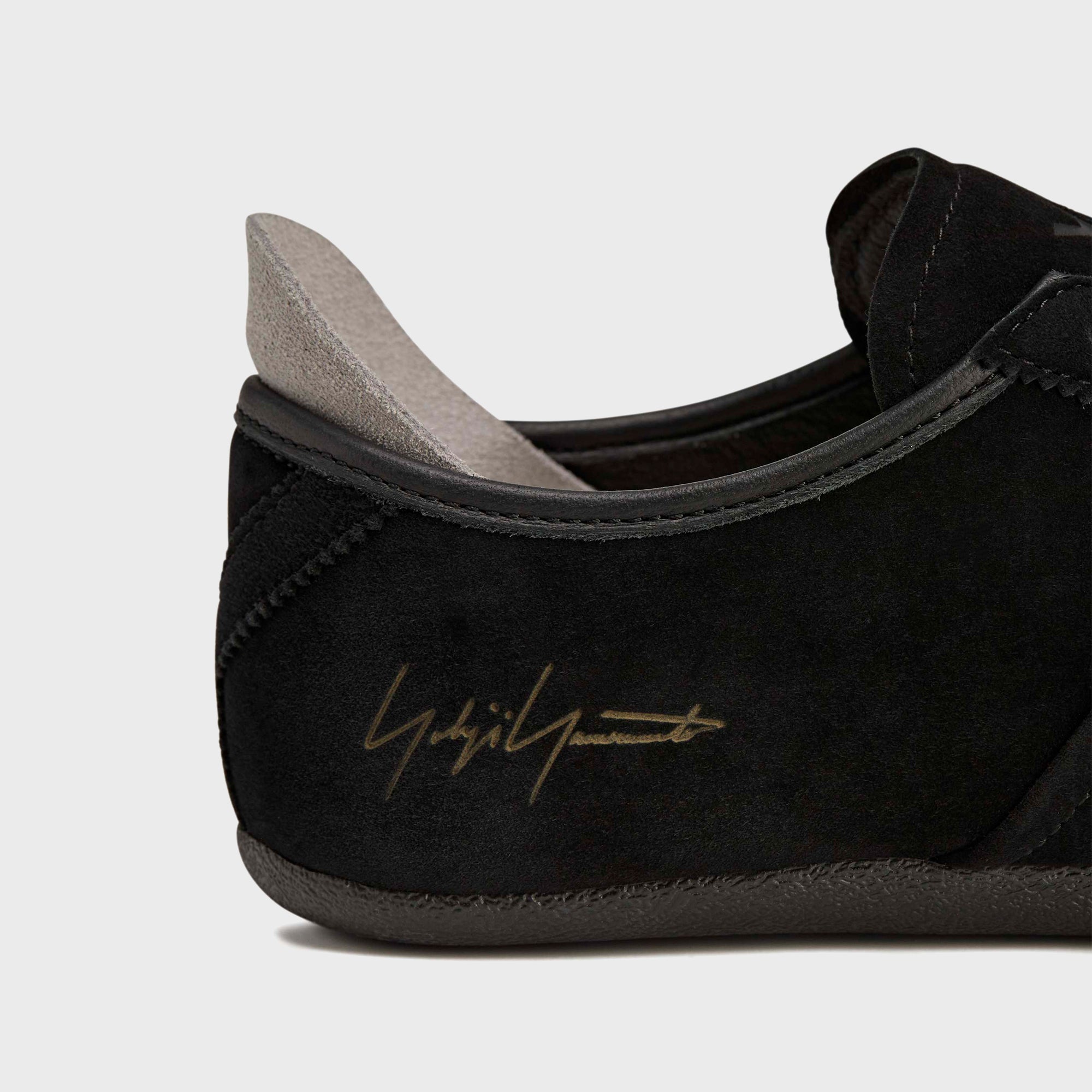 adidas x Y-3 Tokyo - Black / Black / Black