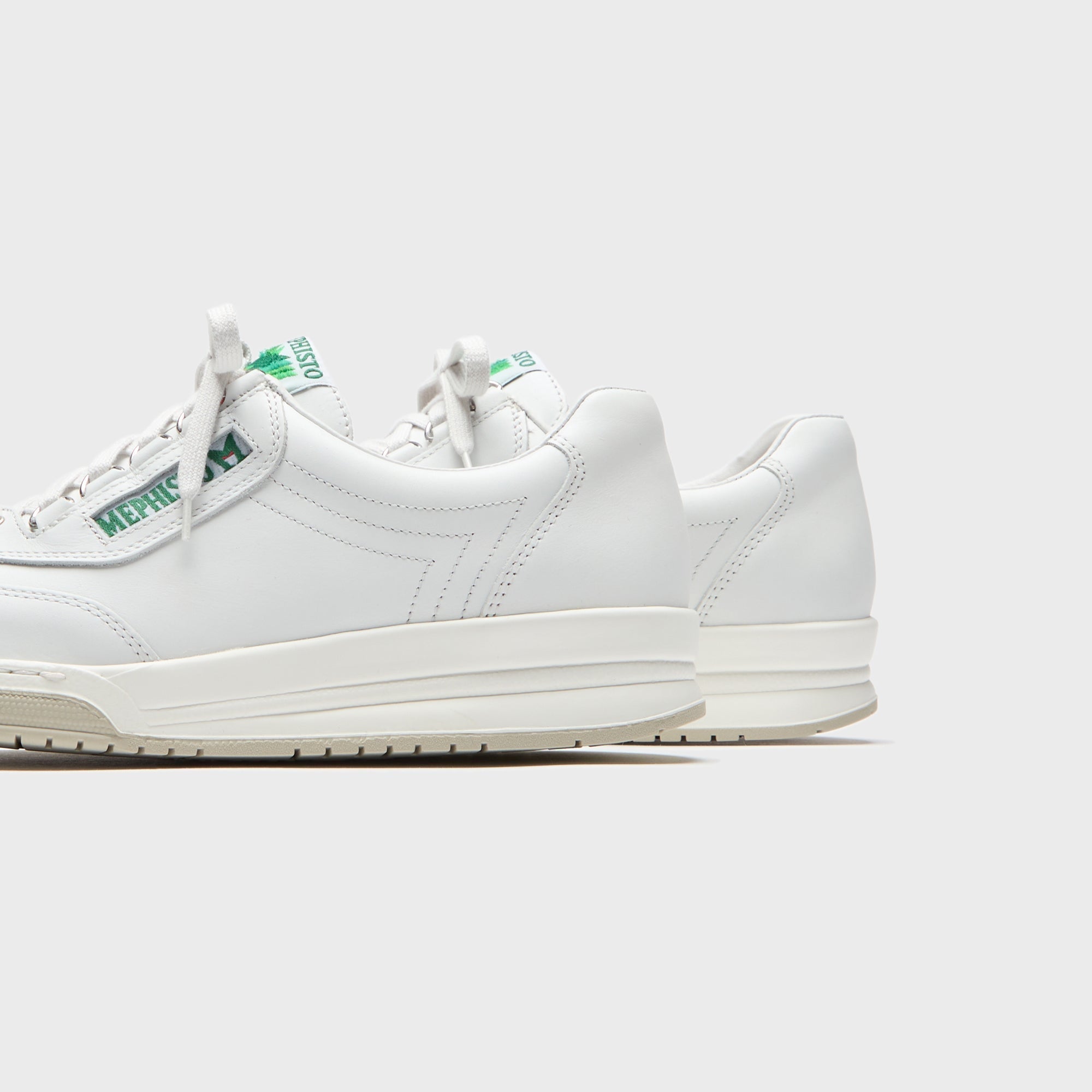 Mephisto Match - White