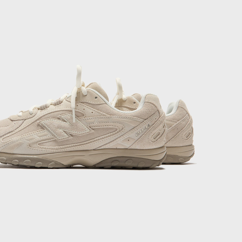 New Balance 204L - Timberwolf / Linen